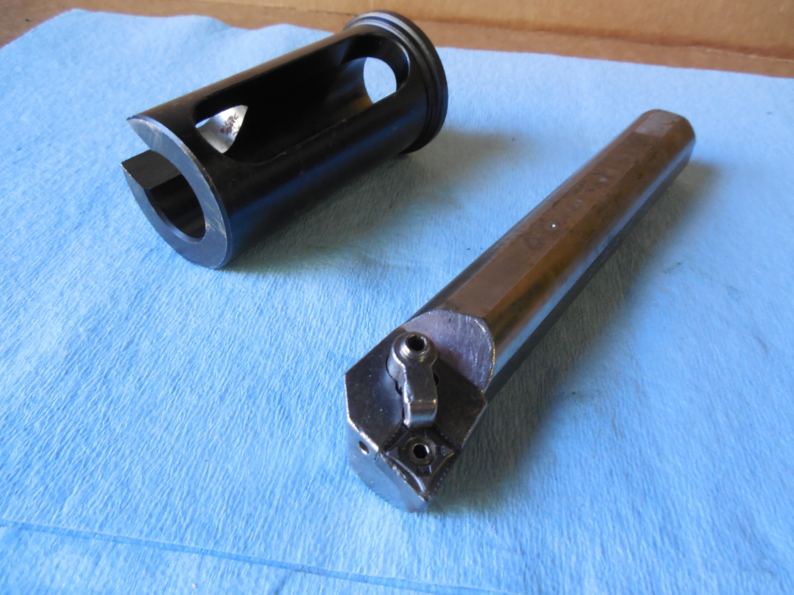 1" MCLNR 164 BORING BAR TOOL FLO DAMAGED POCKET & 1 3/4 BUSHING TO FIT