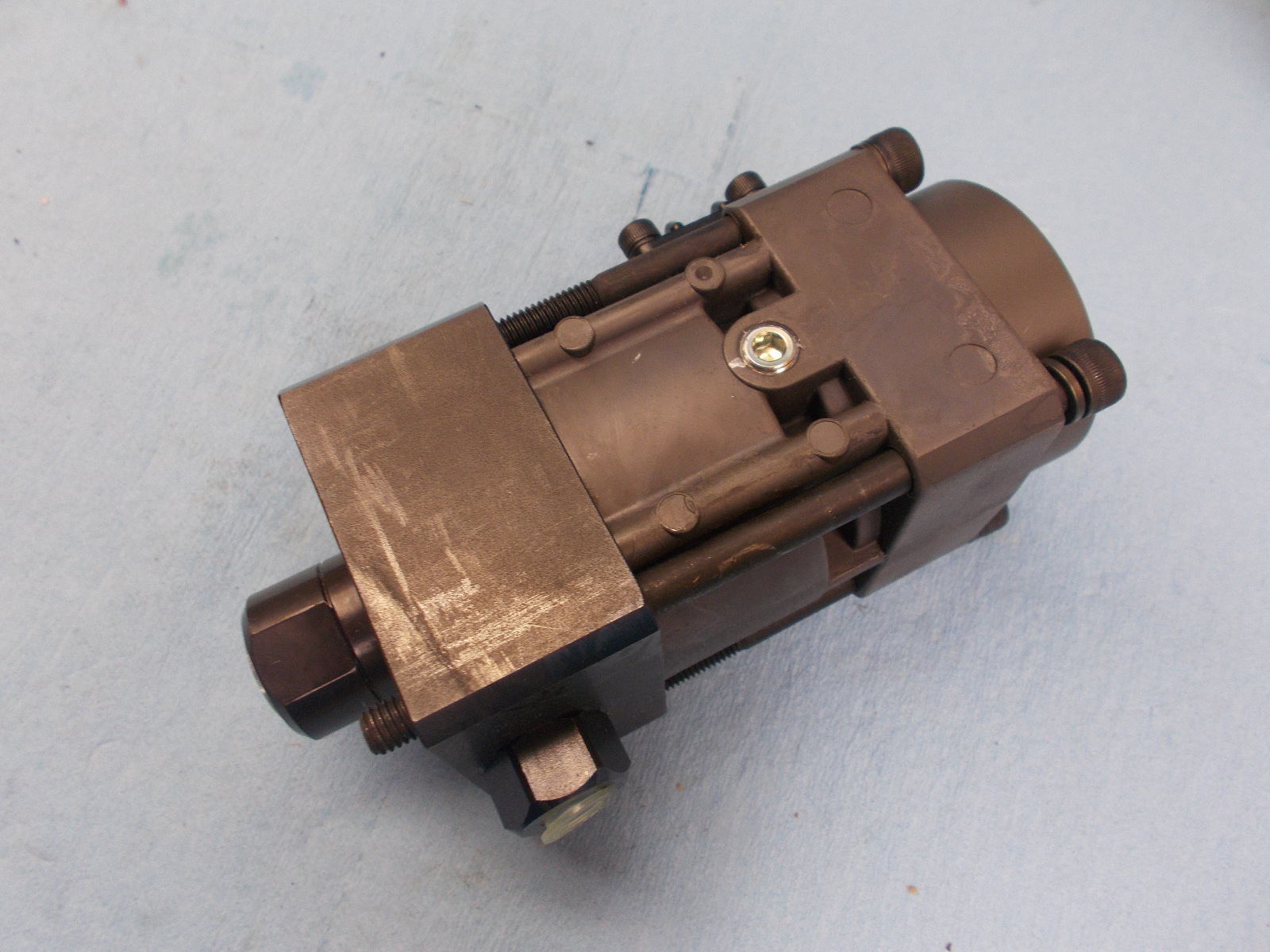 KOSMEK HYDRAULIC INDUSTRIAL AB HEAVY DUTY WORK HOLDING CLAMP PUMP