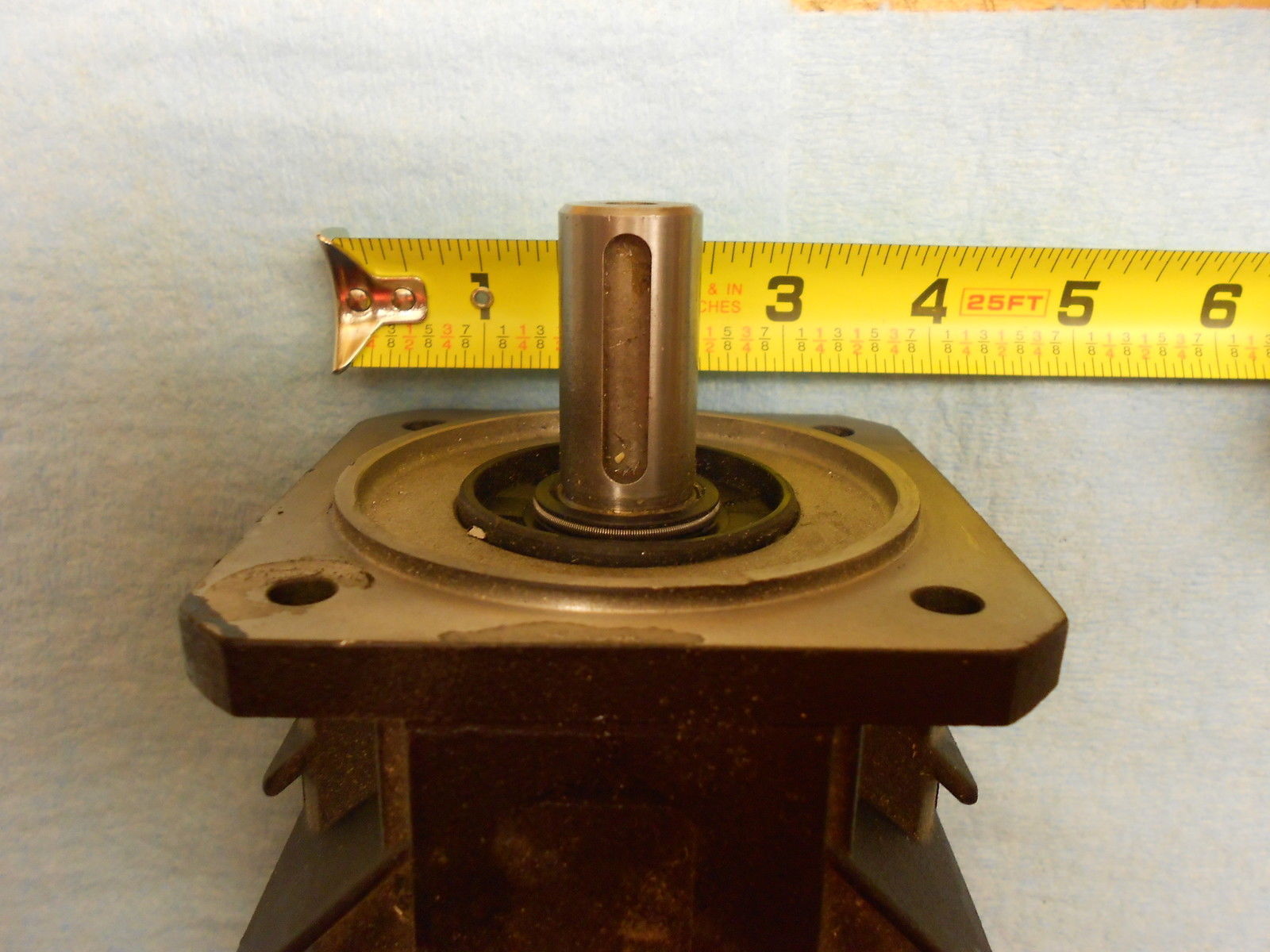 ELECTRIC MOTOR BK6001535 UNKNOWN BRAND 3/4" SHAFT 6MM KEYWAY NO MORE