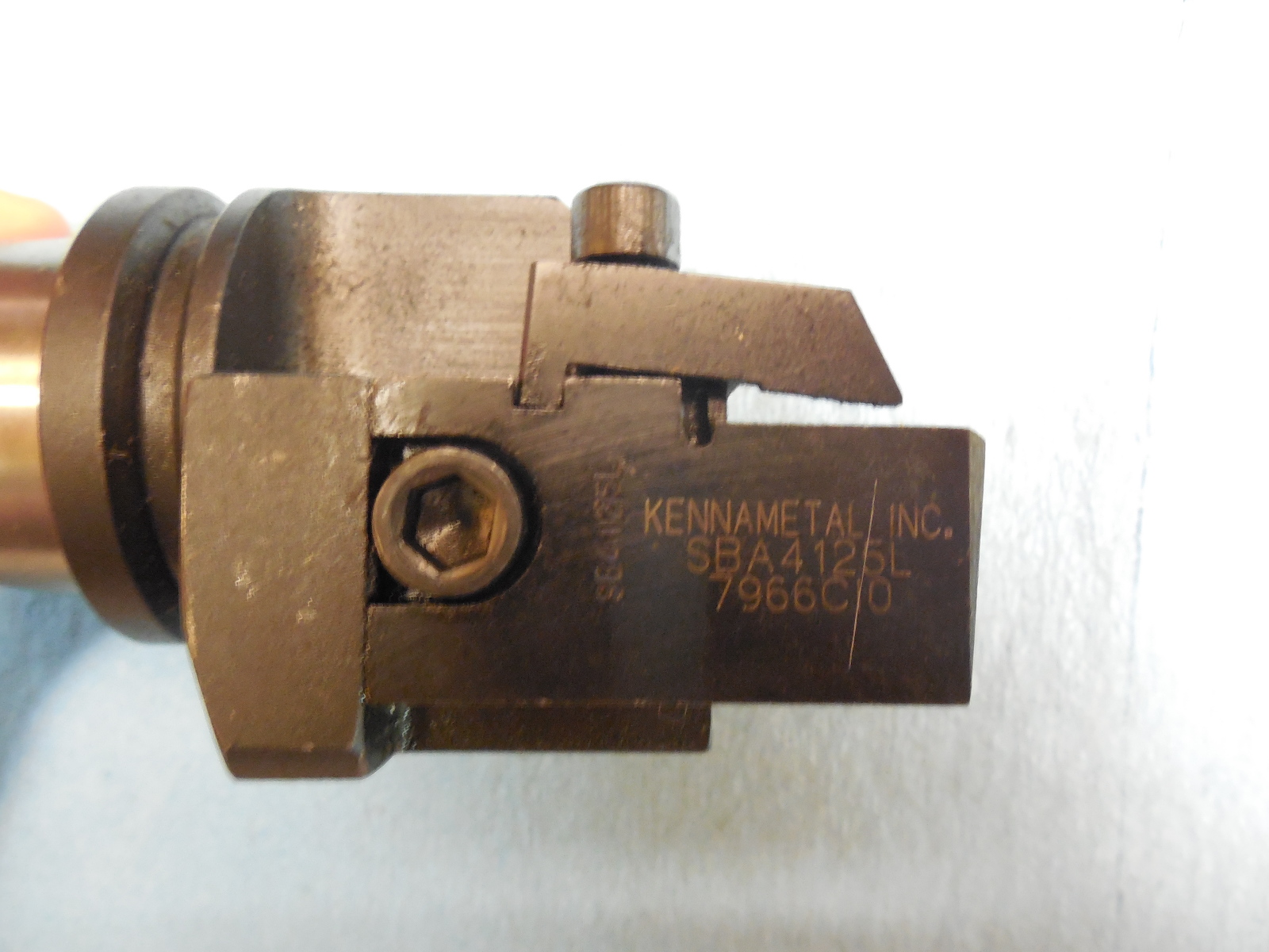 NICE! NEW ? KENNAMETAL KM50 GSLC GROOVING TOOLHOLDER WITH SBA4125L