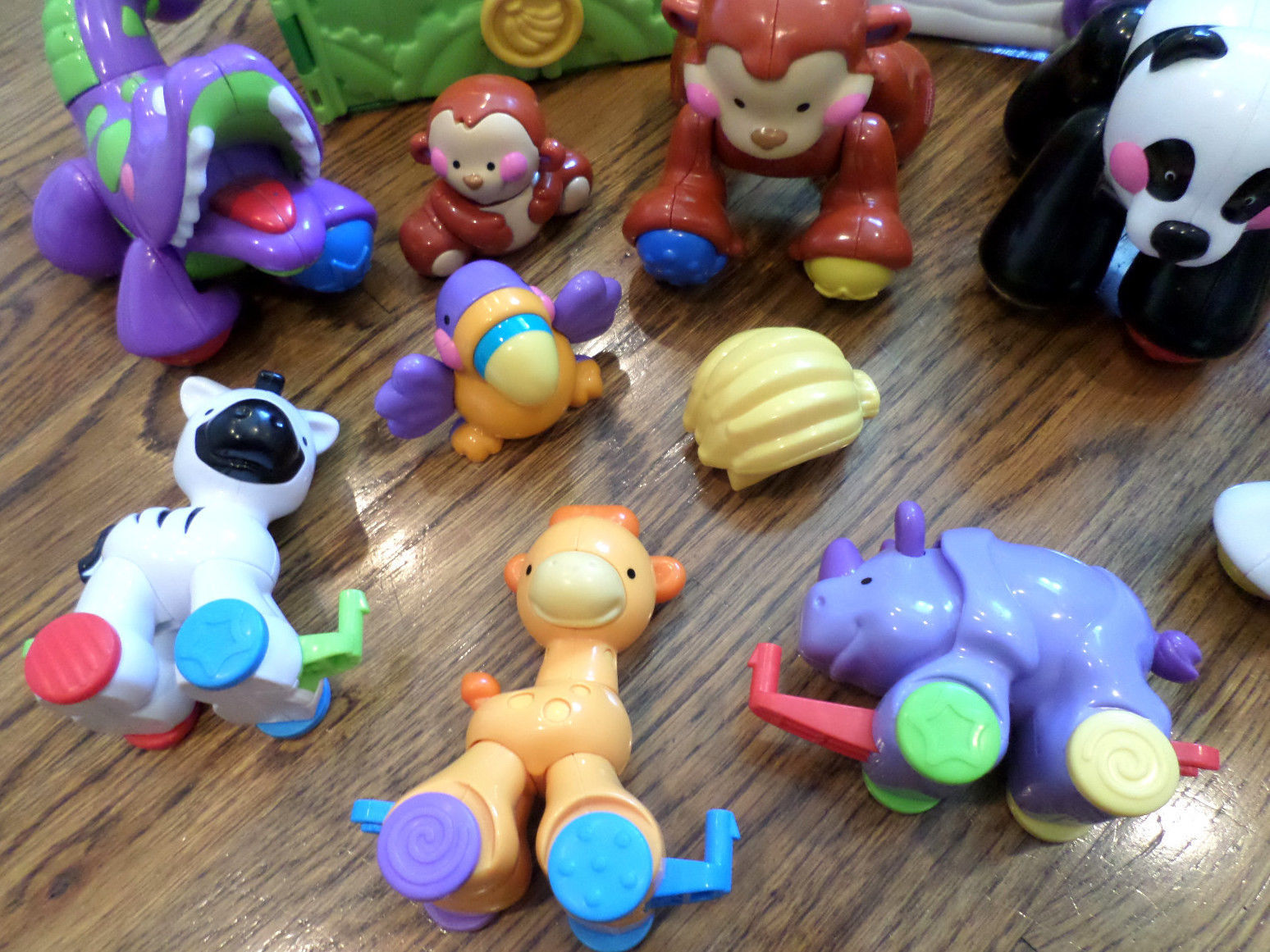 Fisher Price Amazong Animal Train Zoo Lot Monkey Zebra Giraffe Bear eBay