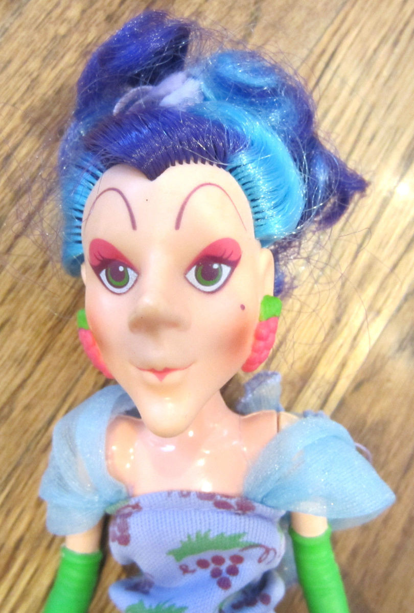 Vintage Strawberry Shortcake Doll, Villain, Sour Grapes! Excellent