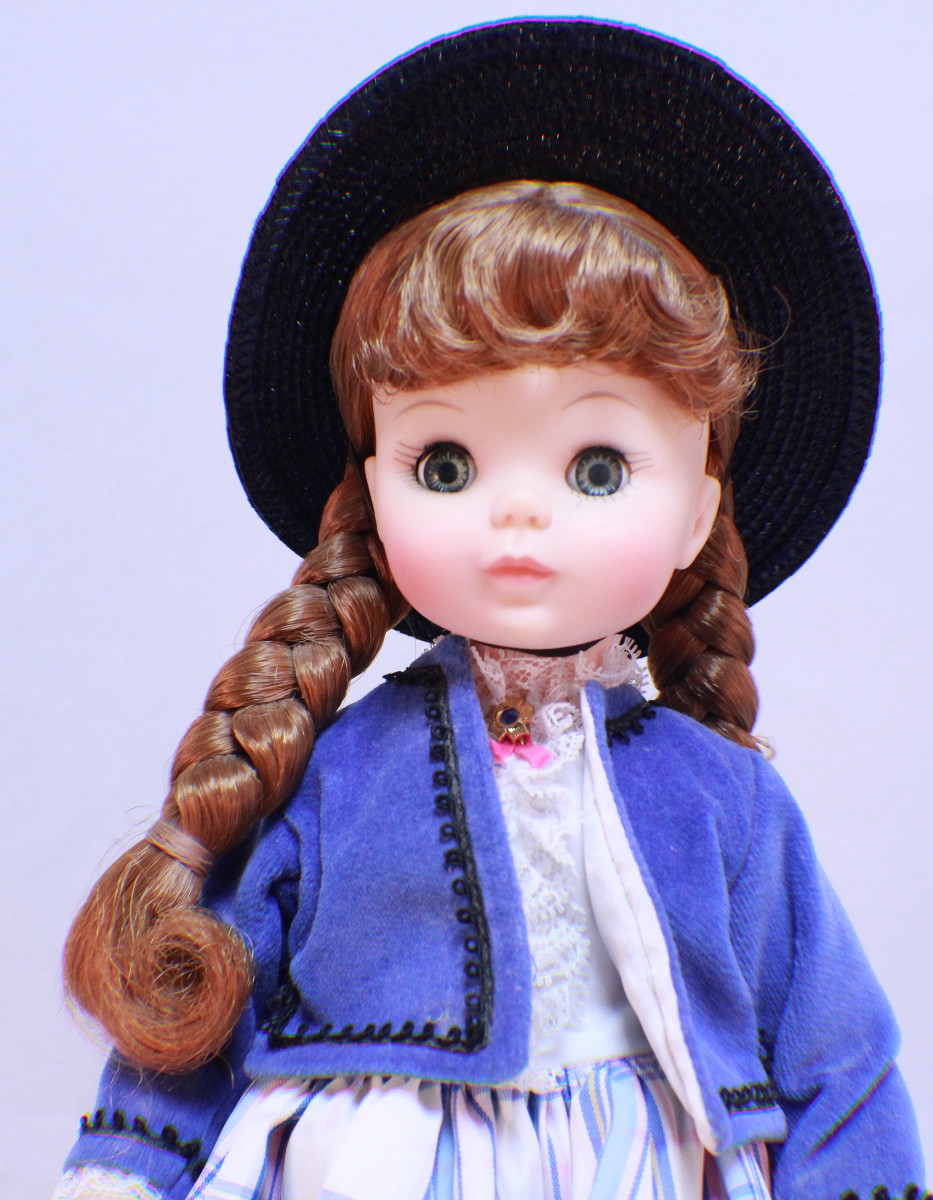 Madame Alexander 14" Anne of Green Gables Doll and Tagged Outfit with