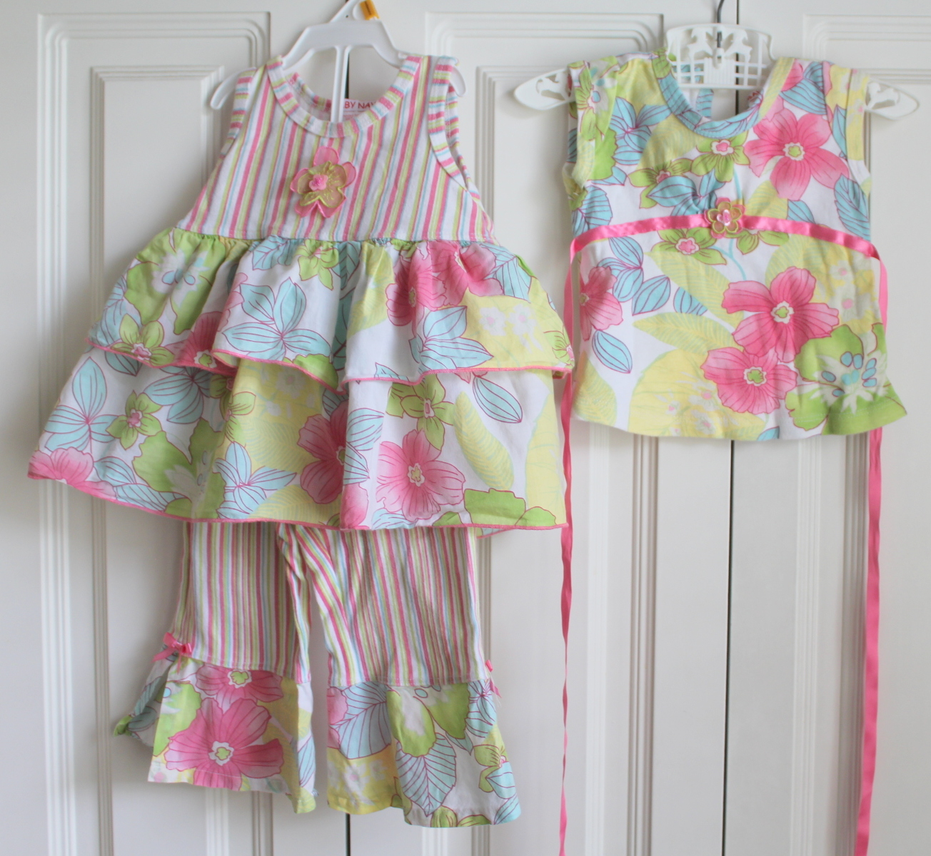 Baby Nay Sz 18 months 3 pc Lot Outfit Leggings 2 tops w/Stripes Ruffles Flowers USA