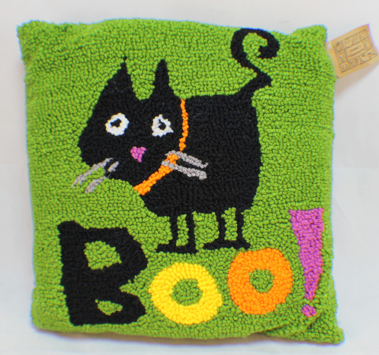 Halloween Black Cat Boo latchhook style pillow 11" x 11" Hanna's