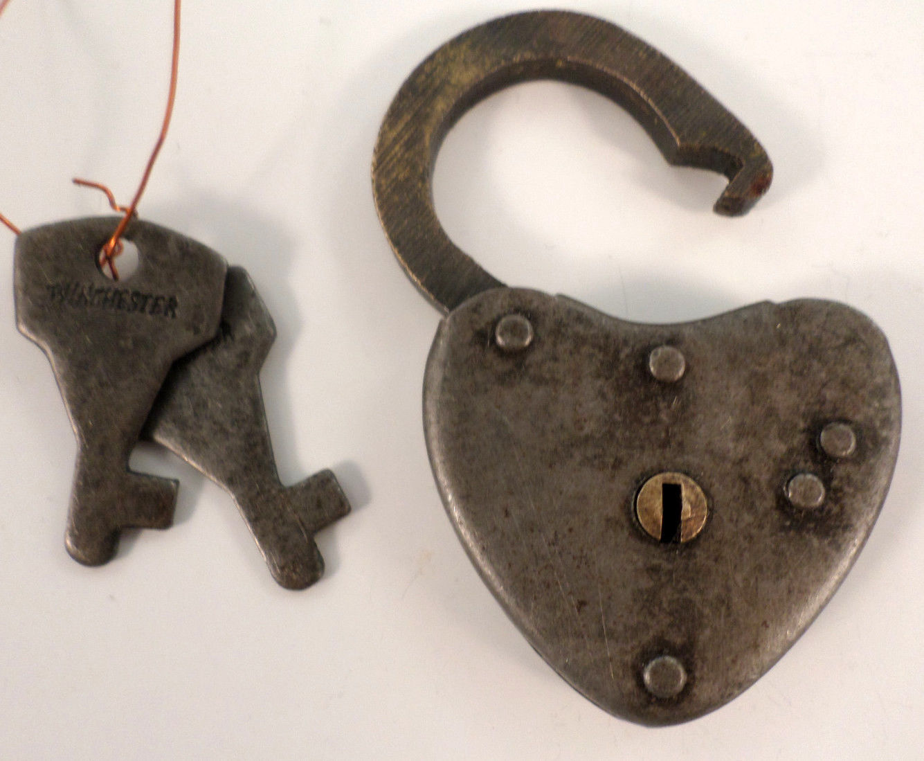 Heart Shape Winchester Padlock Lock W/ 2 Winchester Keys Free Shipping