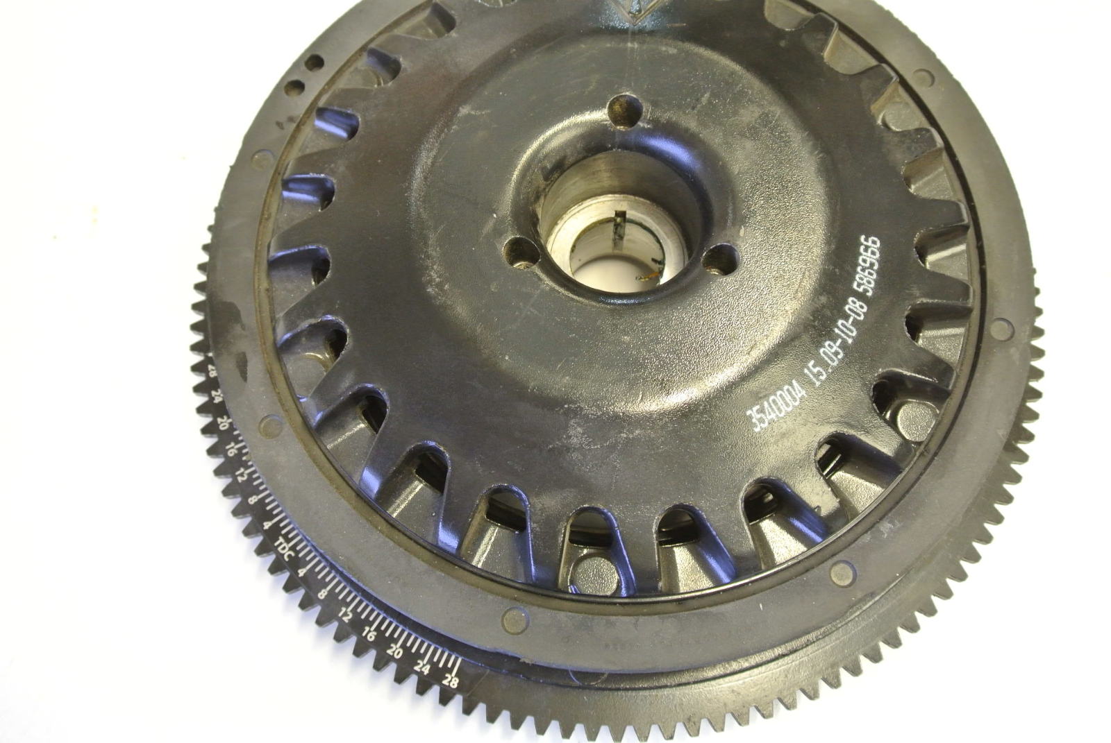 0586924 0586966 Evinrude Johnson Flywheel ETec Flywheel 250hp Green