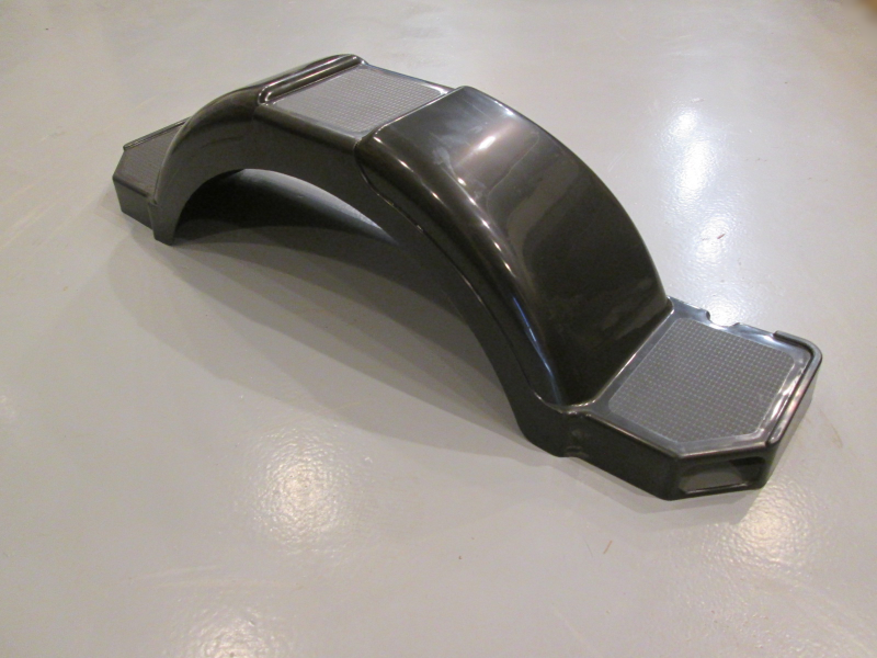 20600086BL Karavan RH Step Fender 9"W x 37"L x 9 1/2"H, Tire Size 12/