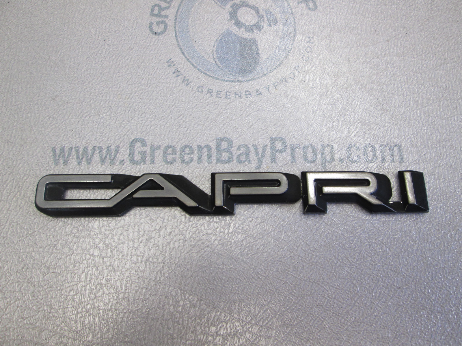 bayliner boat emblems bayliner capri boat name emblem 1980s 17 18 19 ft bayliner boat emblems bayliner capri boat name emblem 1980s 17 18 19 ft