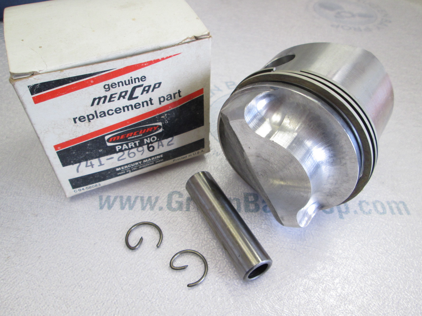 7412696A2 2696A4 Mercury Outboard Piston & Pin Assy 350, 35HP Green