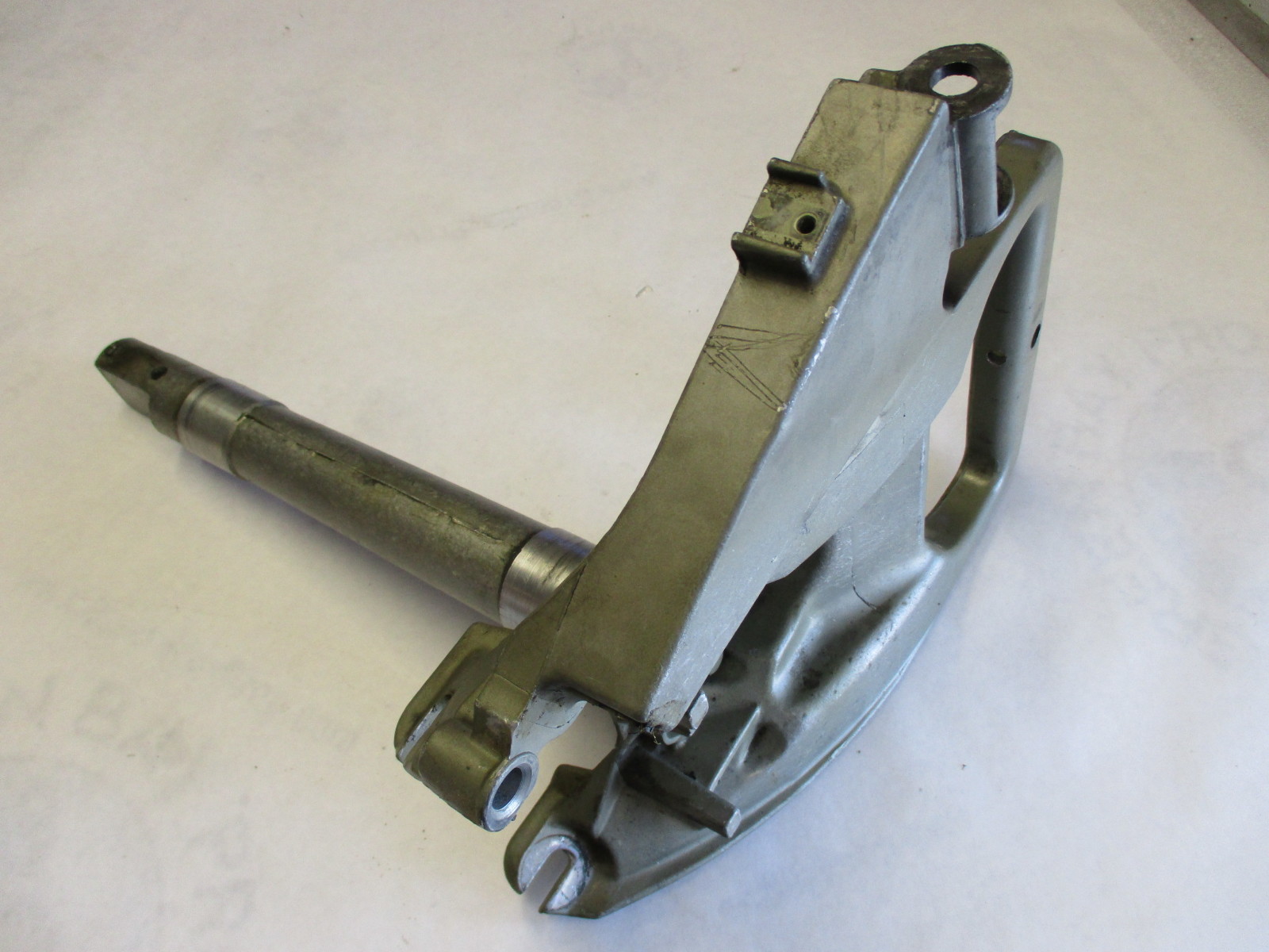 0317664 Steering Bracket & Pilot Shaft Swivel Tube 0317663 317664 18 20