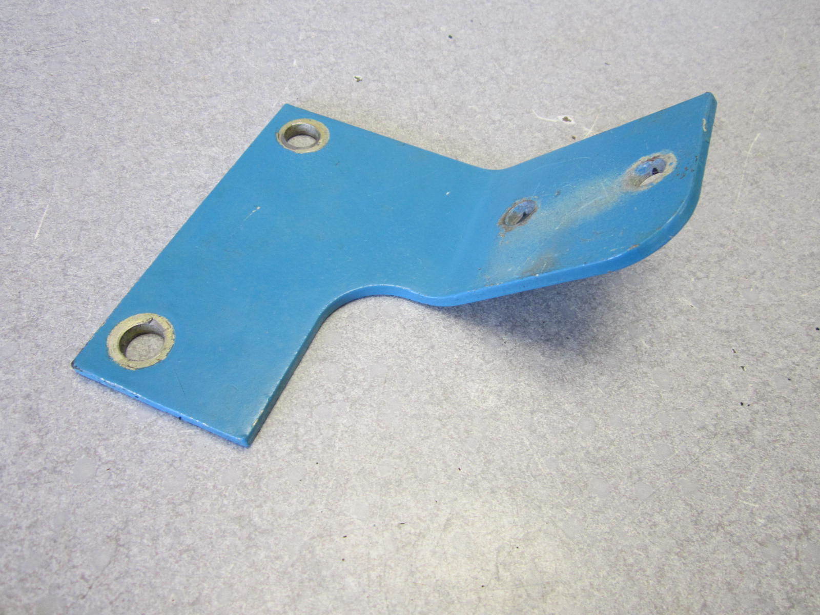 909797 OMC Stringer V8 Chevy Fuel Filter Bracket 197881 Green Bay Propeller & Marine LLC