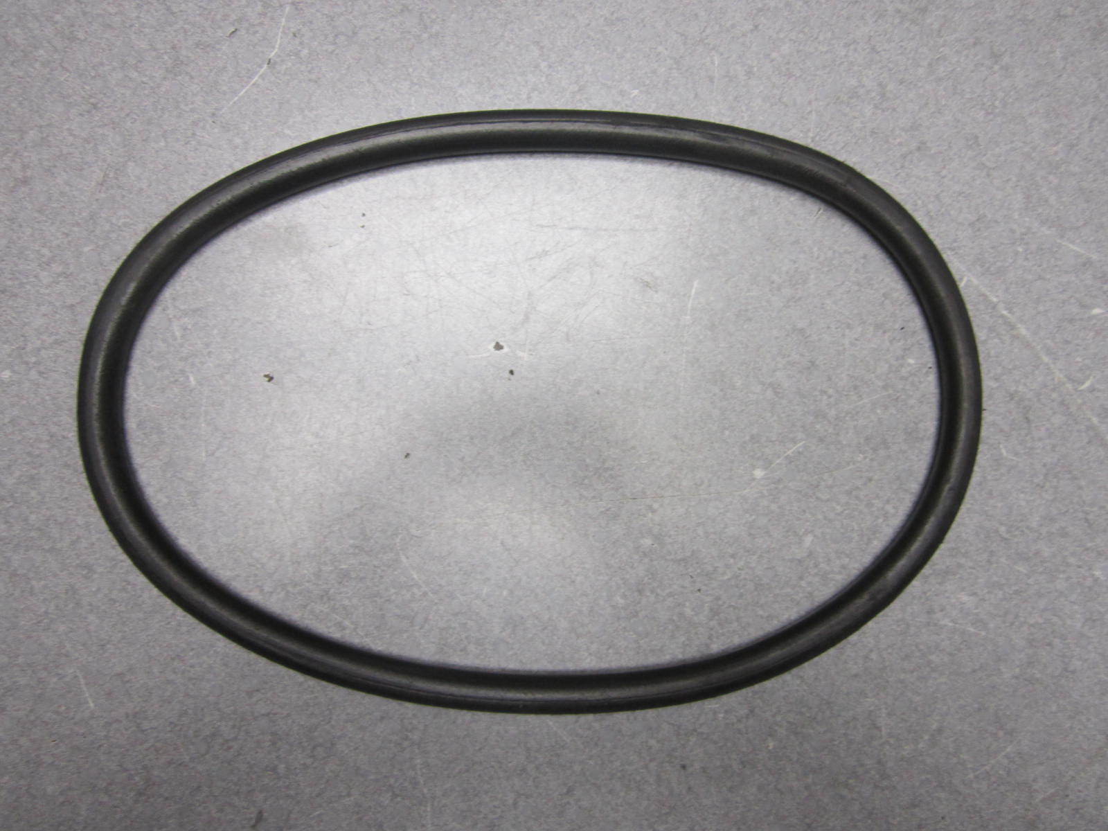 39622 Mercury 2040 Hp Mounting Plate to Bottom Cowl Seal