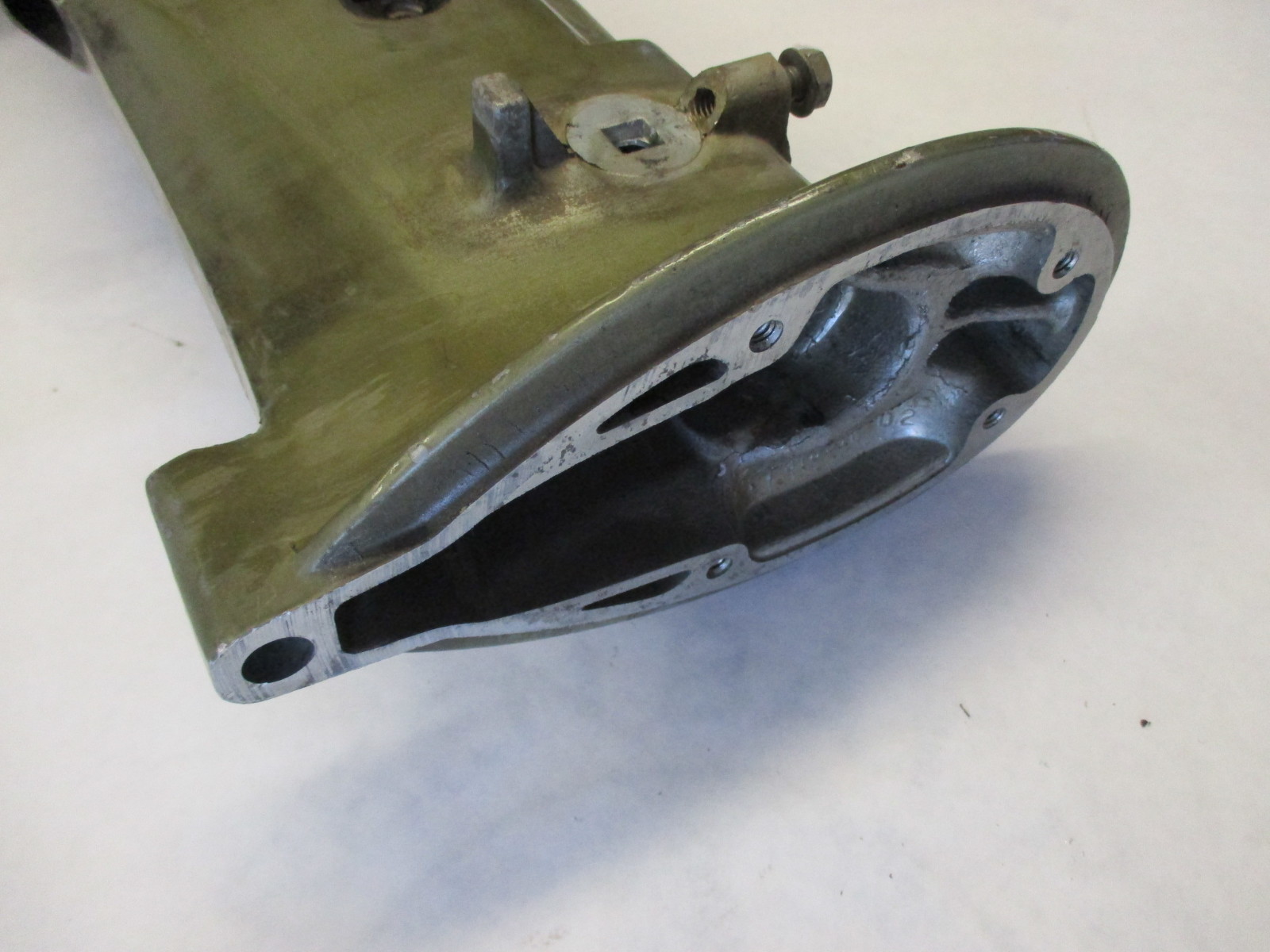 0385689 Exhaust Drive Shaft Housing Johnson Evinrude OMC 197276 18 20