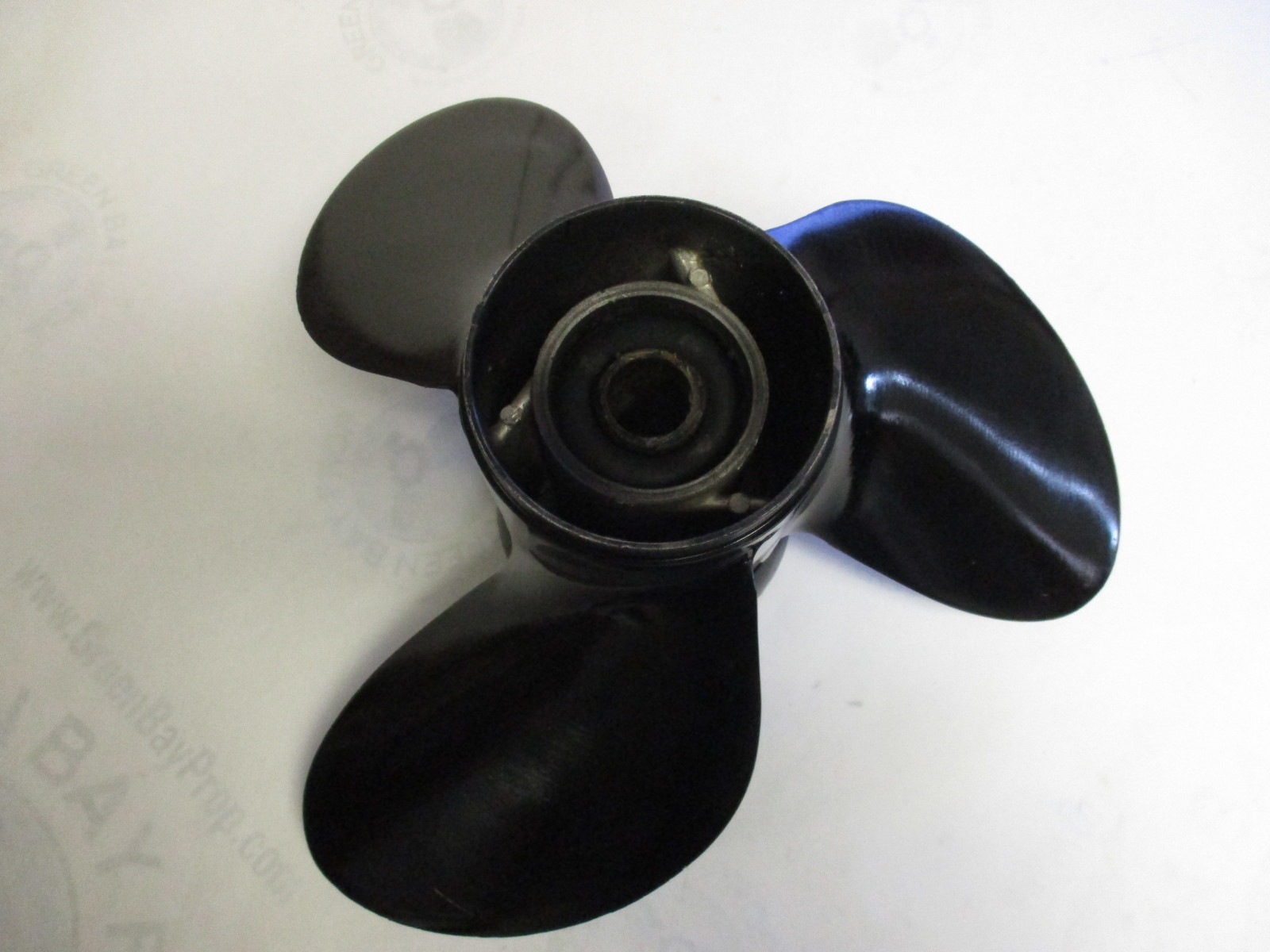 15.5 x 15 Pitch Prop Evinrude Johnson V6 90300 & Cobra Stern Drive