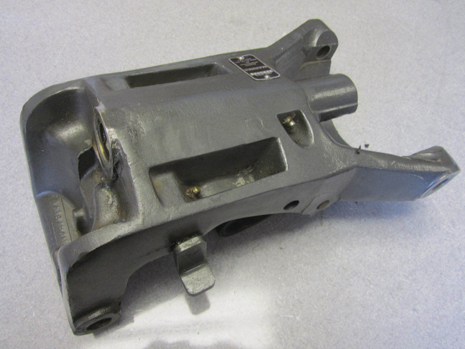 14908599A 6 Mercury Mariner 3570 Hp Grey Outboard Swivel Bracket eBay