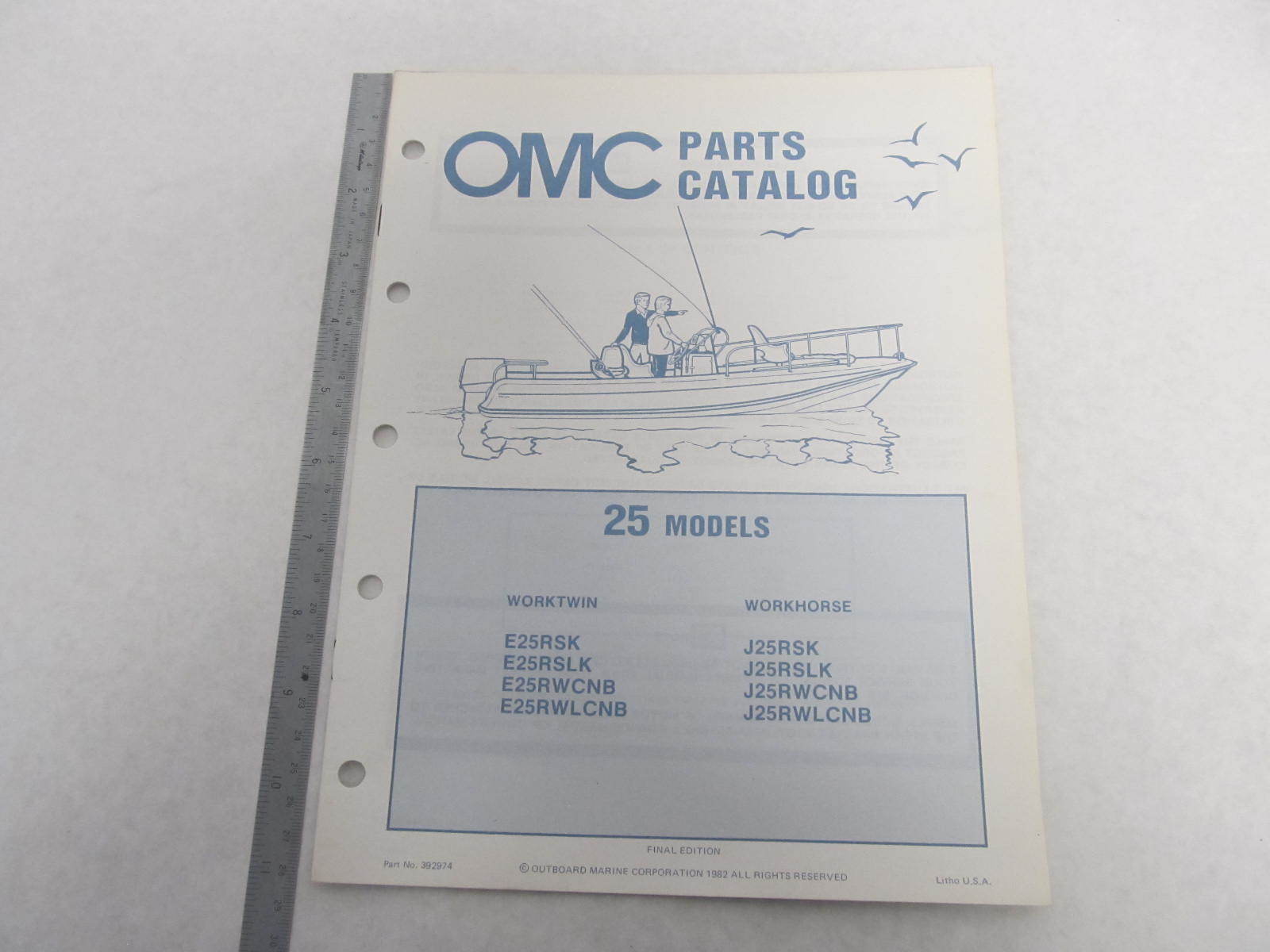 392974 OMC Evinrude Johnson 1982 Outboard 25 HP Parts Catalog Green