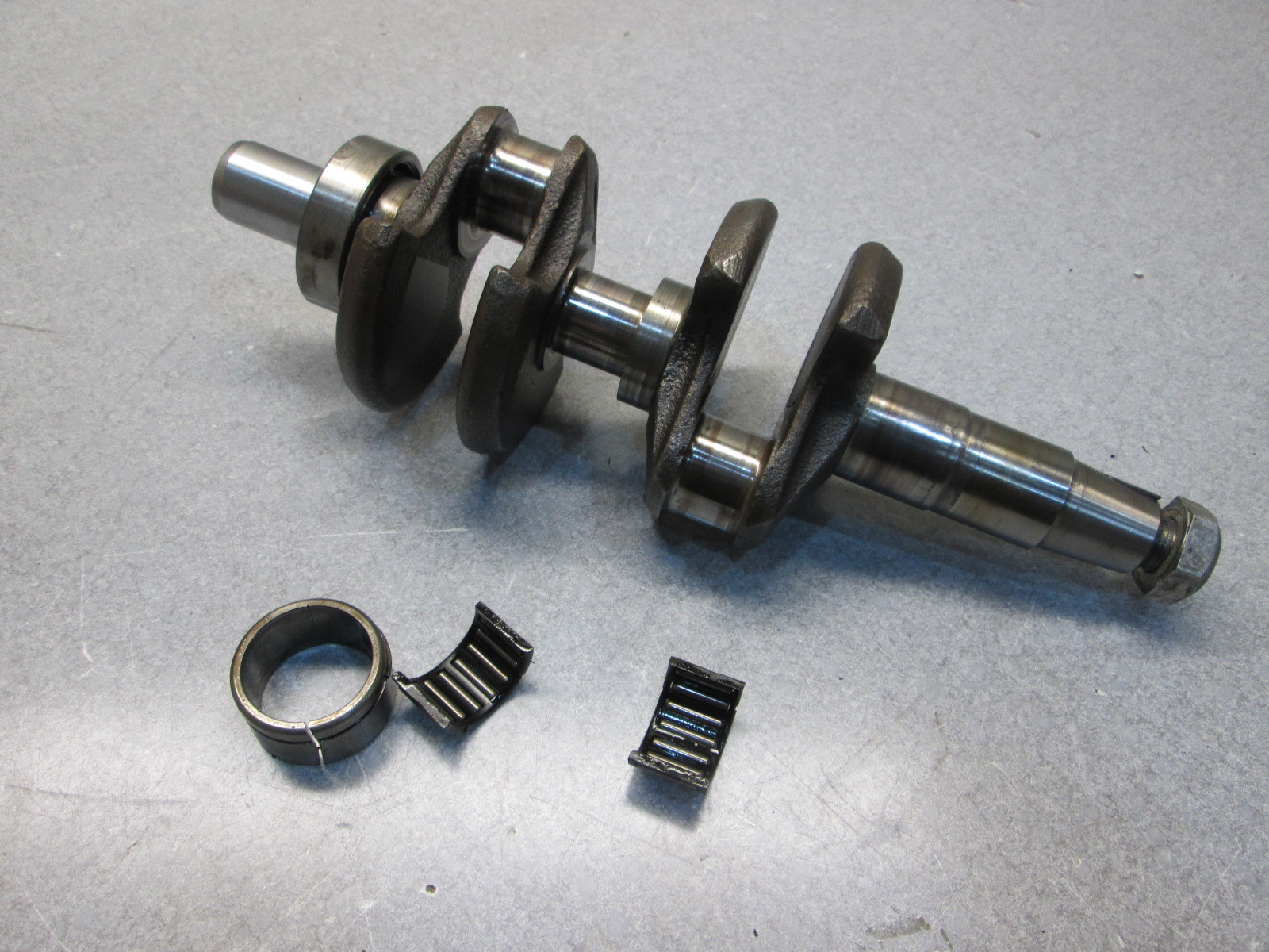 321939 Evinrude Johnson Outboard Crankshaft 25 35 Hp 1977 Green Bay Propeller & Marine LLC