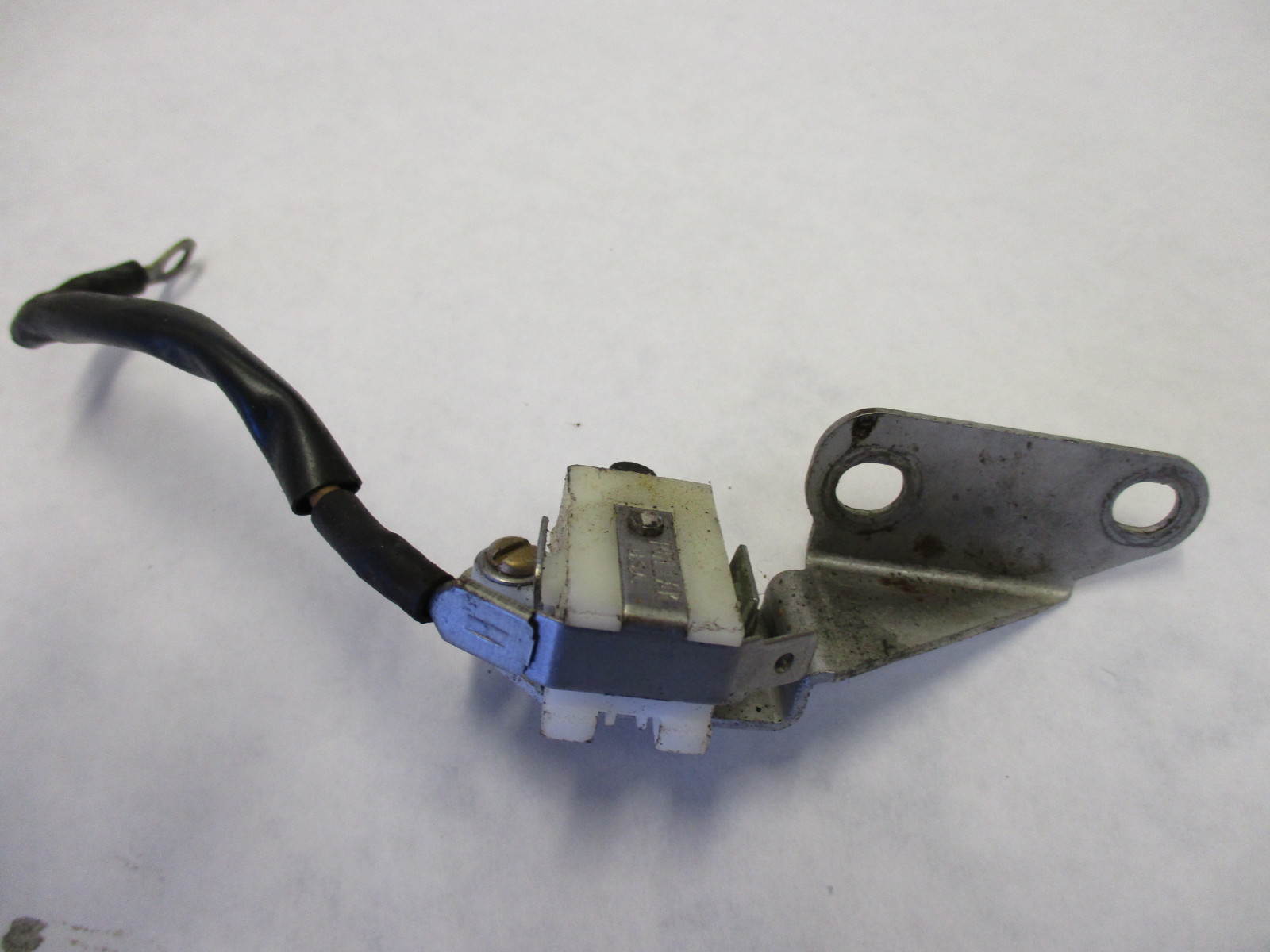 386056 Evinrude Johnson Outboard Neutral Safety Switch 20135 Hp 1973