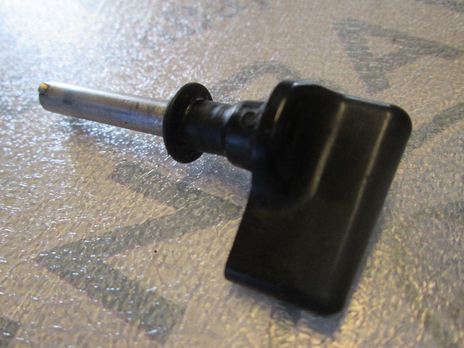 53200 Choke Knob Choke Shaft Mercury 7.5 Green Bay Propeller & Marine