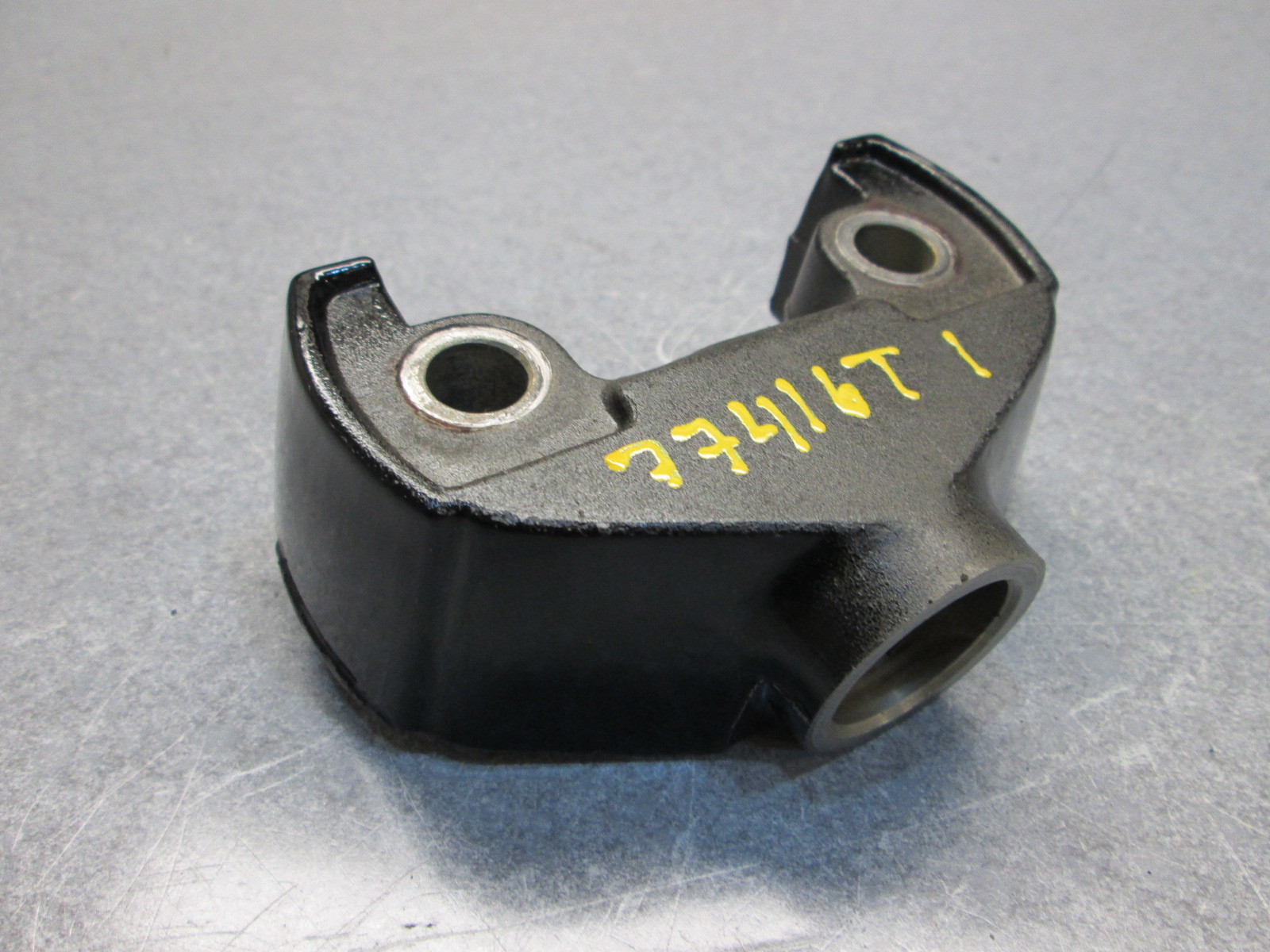 77416T 1 Mercury Mariner Outboard Steering Arm Yoke 3060 Hp 198797