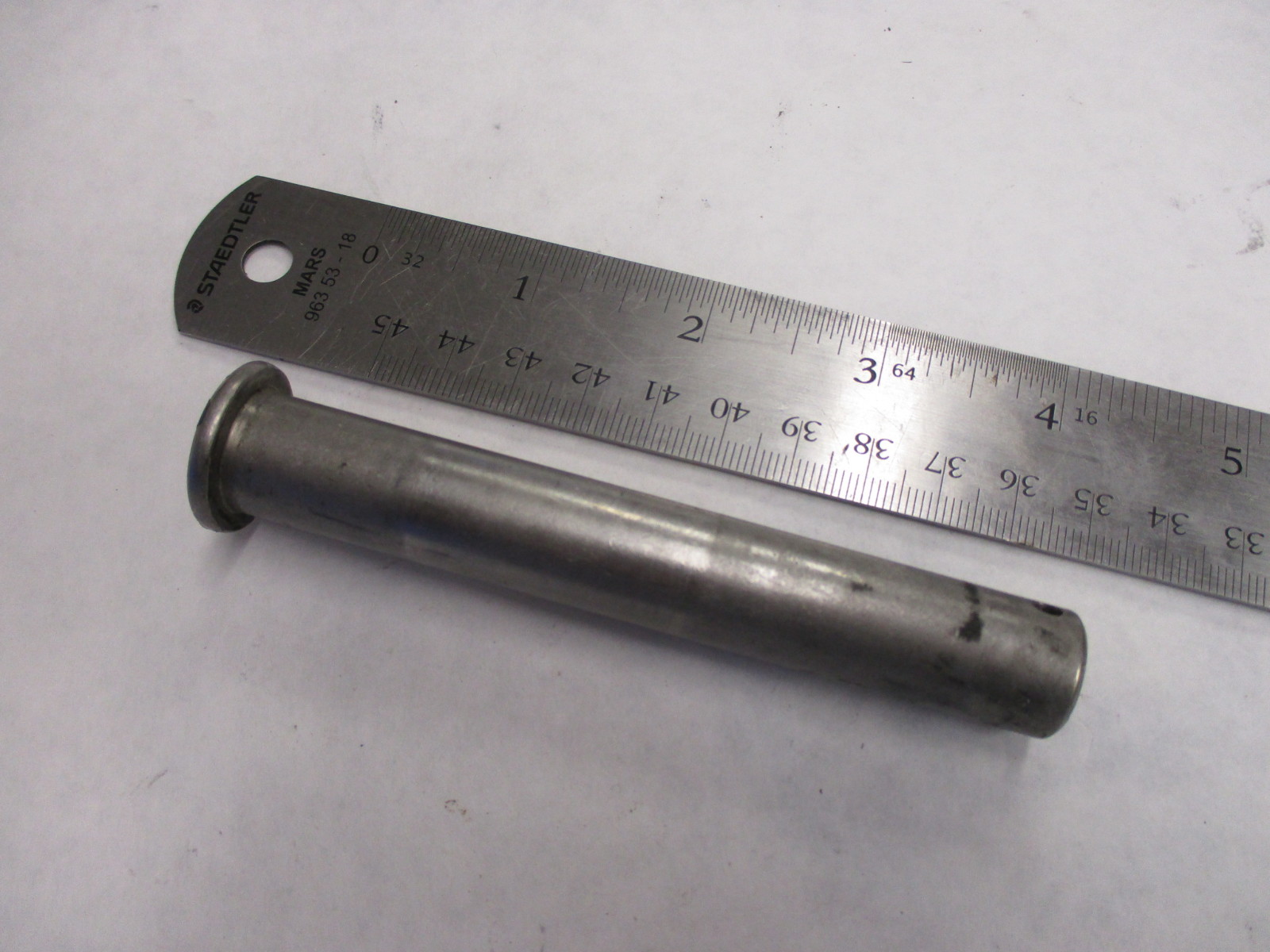 0332435 Tilt Cylinder Pin Evinrude Johnson Outboard 40 60 Hp 332435