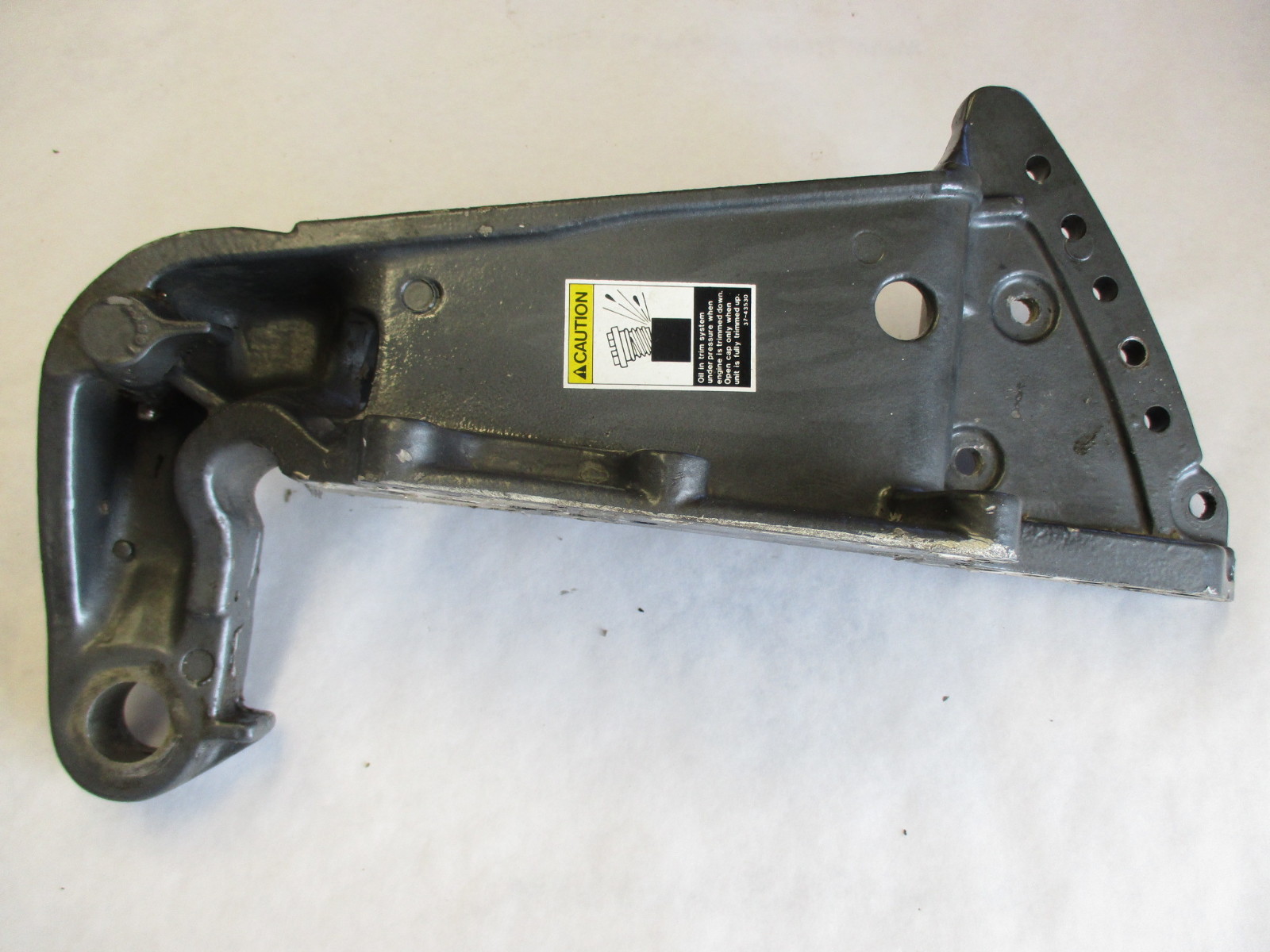 34008716A 9 Mercury Outboard Gray Port Transom Bracket 75125 Hp