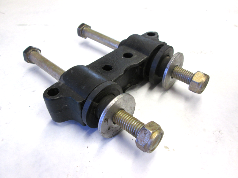 8M0021334, 14008M4501487, 881898 Mercury 40 HP Upper Motor Mount