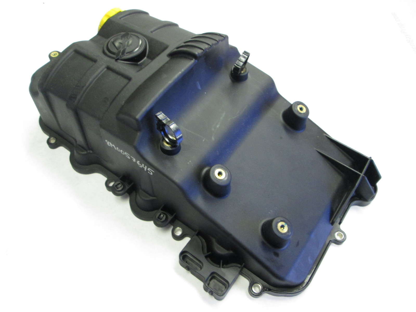 8M0057645 Mercury Mariner 150 Hp 4 Stroke Outboard Crankcase Cover