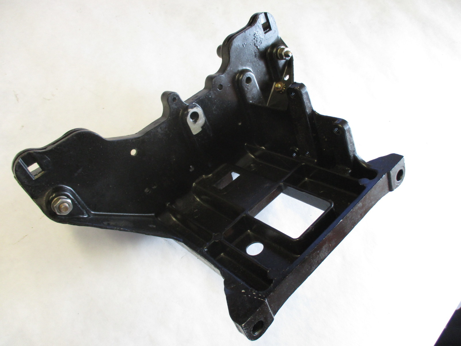 95967T Front Cowl Support Bracket for 35HP Mercury Mariner Outboard