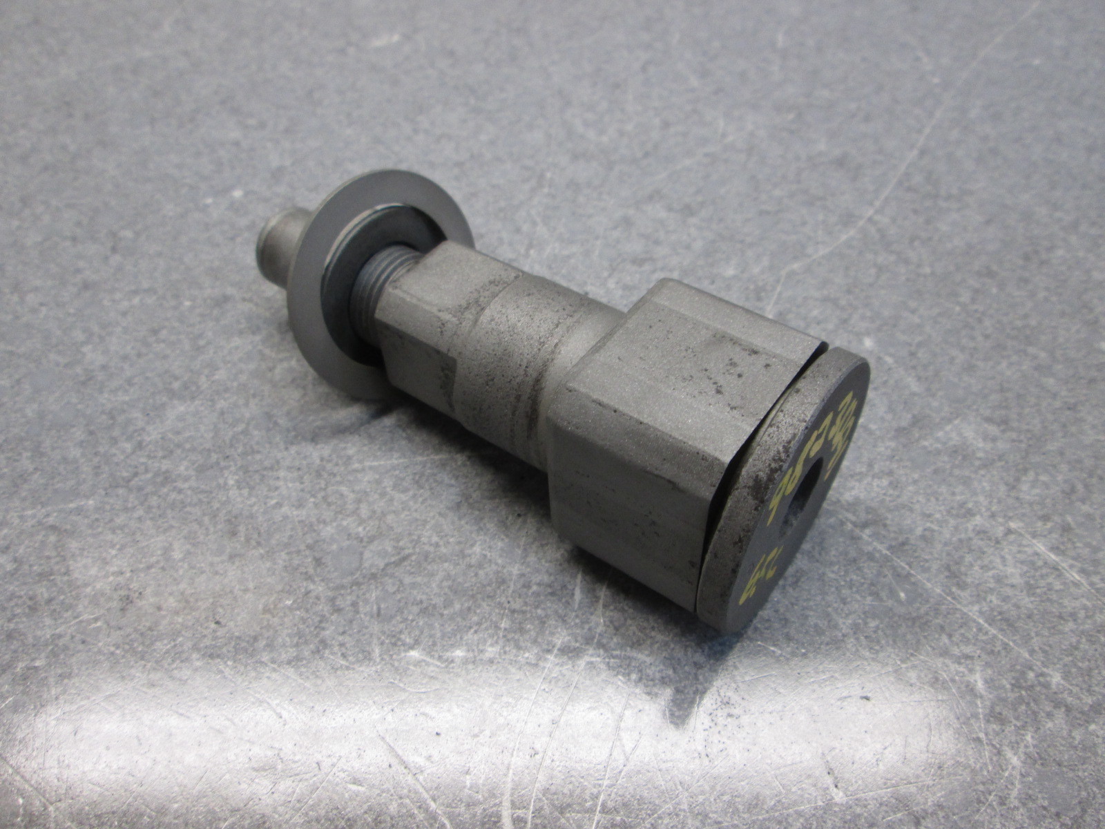 98230A1 Gimbal Upper Steering Swivel Shaft Arm Alpha & Bravo 19832004