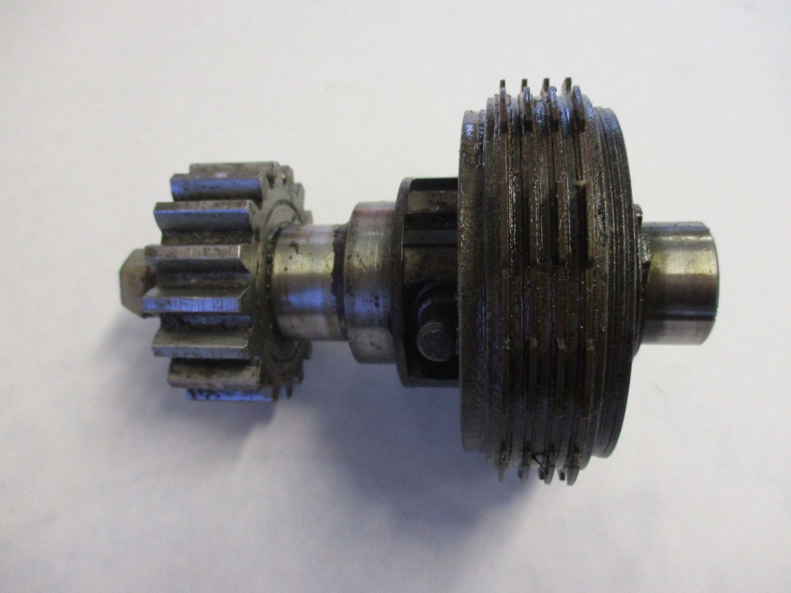 0983303 OMC Stringer Intermediate Housing Tilt Clutch Shaft Quadrant