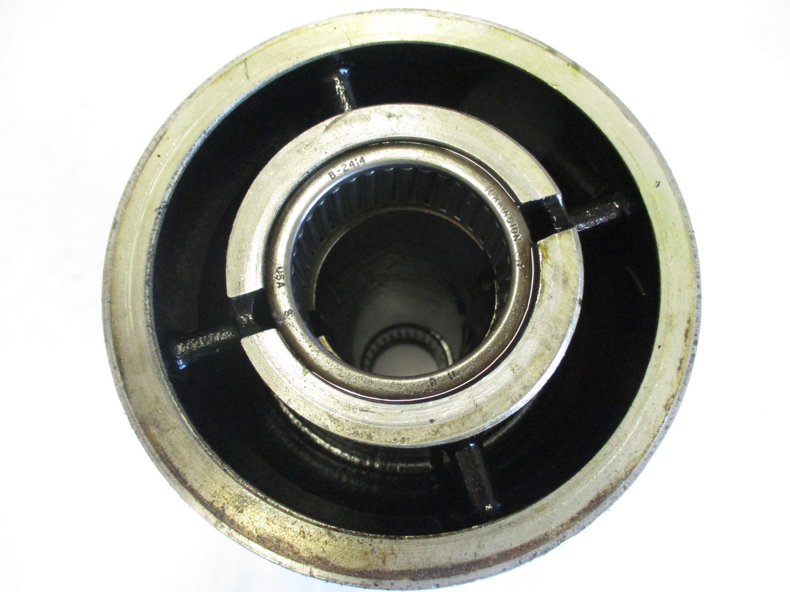 5004257 Propshaft Bearing Carrier Housing Evinrude Etec 115225 Green