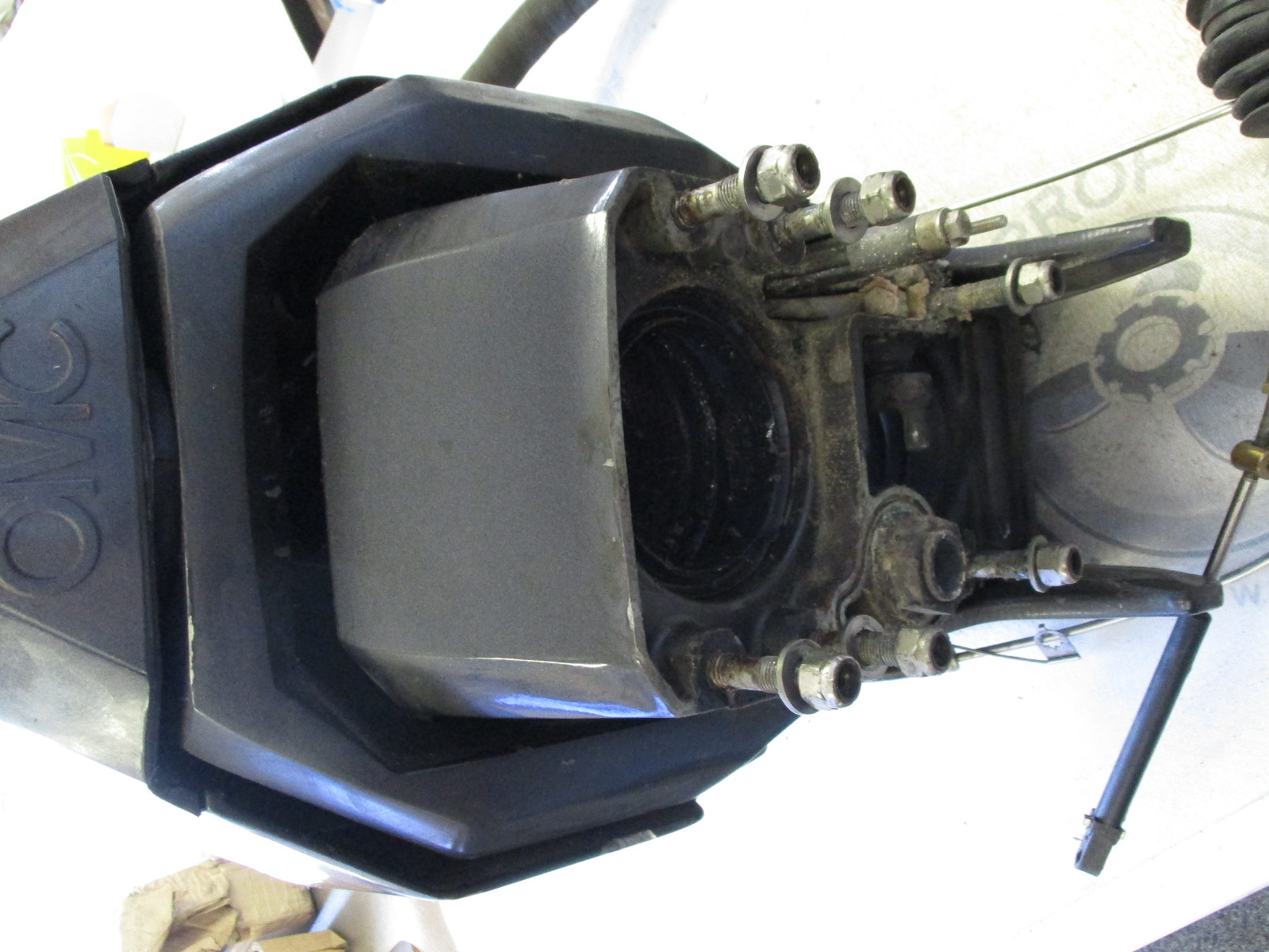 986718 OMC Cobra 4.3 V6 Transom Gimbal Housing Assembly Green Bay