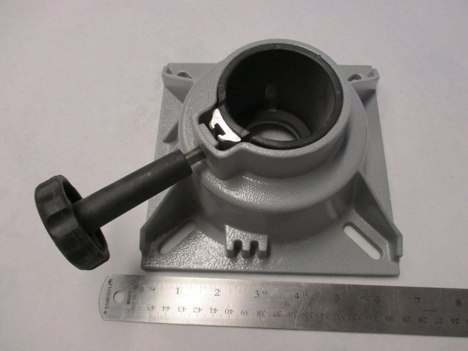 Springfield 23/8 PowderCoat Aluminum Boat Pedestal Seat Mount Green