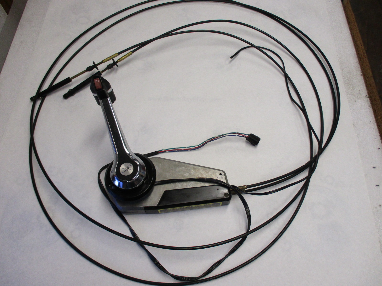 OMC Cobra Stern Drive Throttle Remote Control & 13' 14' Cables Green