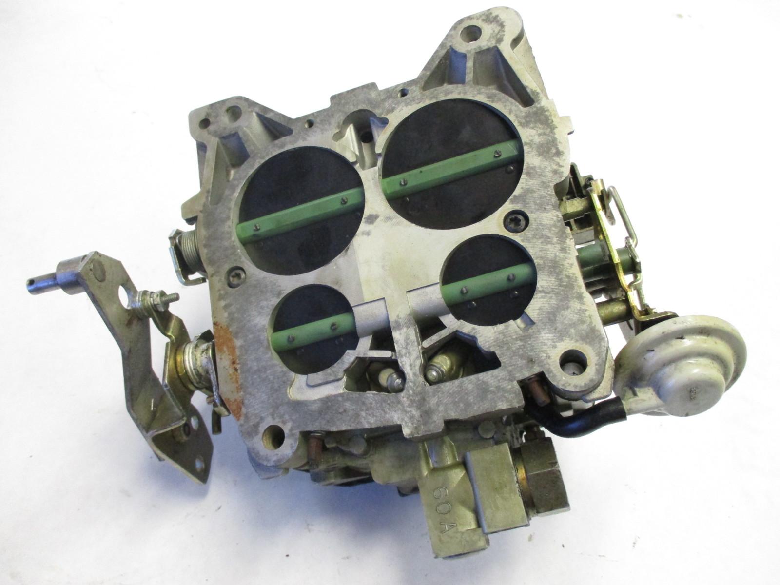 Quadrajet carburetor hook up