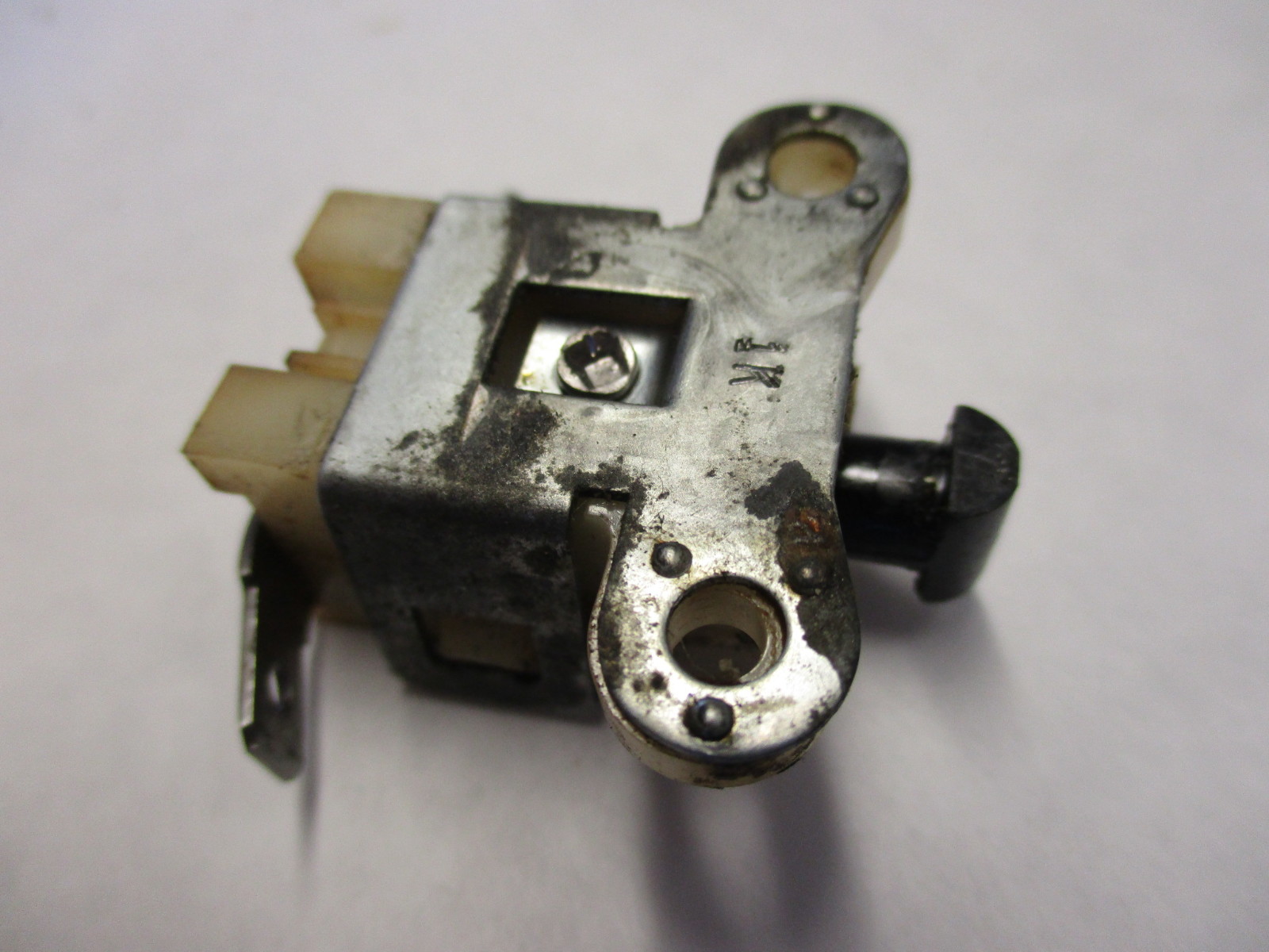 386056 Evinrude Johnson Outboard Neutral Safety Switch 20135 Hp 1973