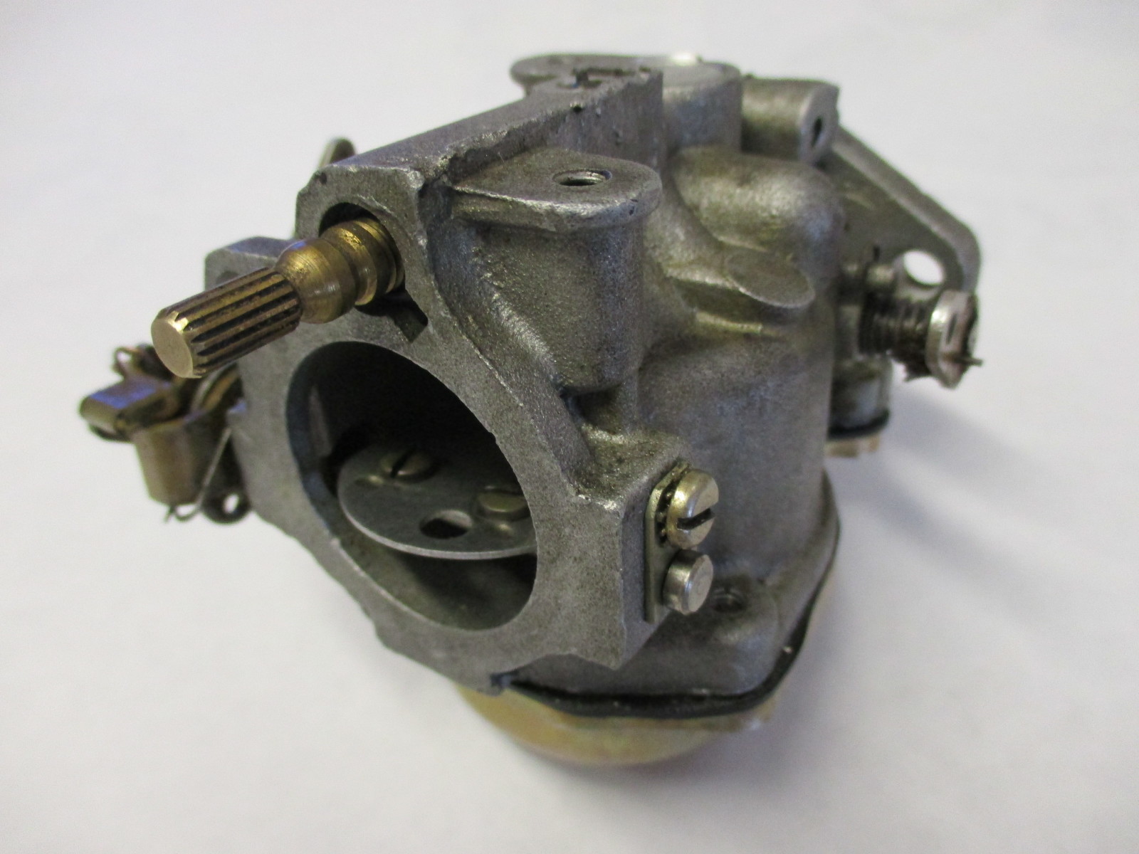 0388272 Evinrude Johnson Carb 1977 Carburetor 9.9/10HP 388272 390049