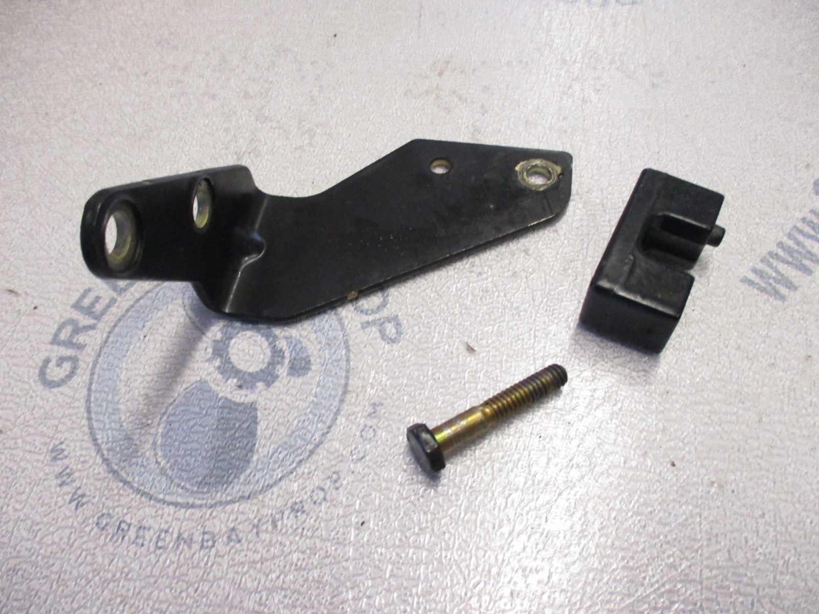 3850223 Throttle Control Bracket for Volvo Penta & OMC Cobra V8 Stern