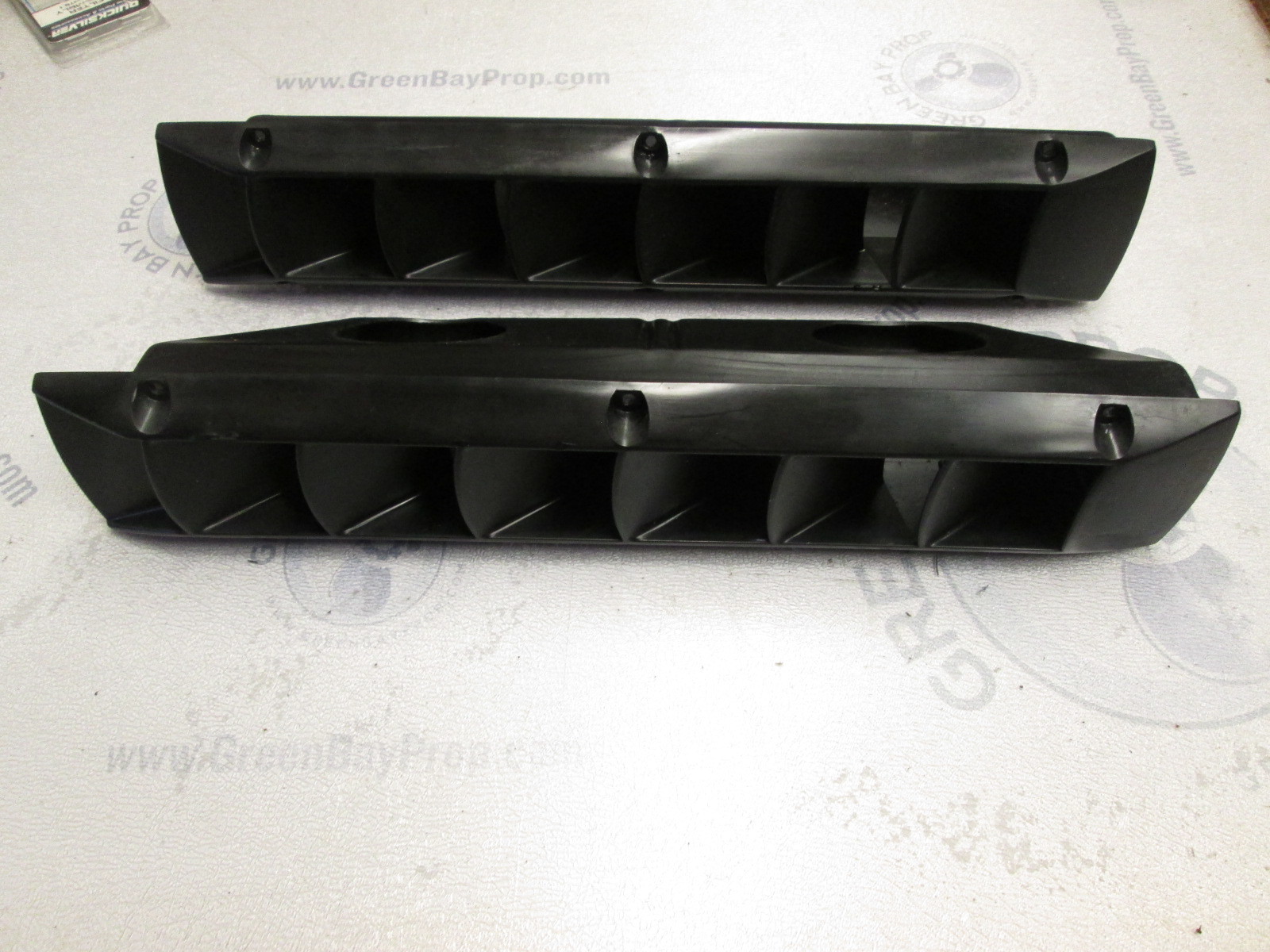 1980's Thompson Cutlass 185 Boat Black Plastic Louvered Blower Vent