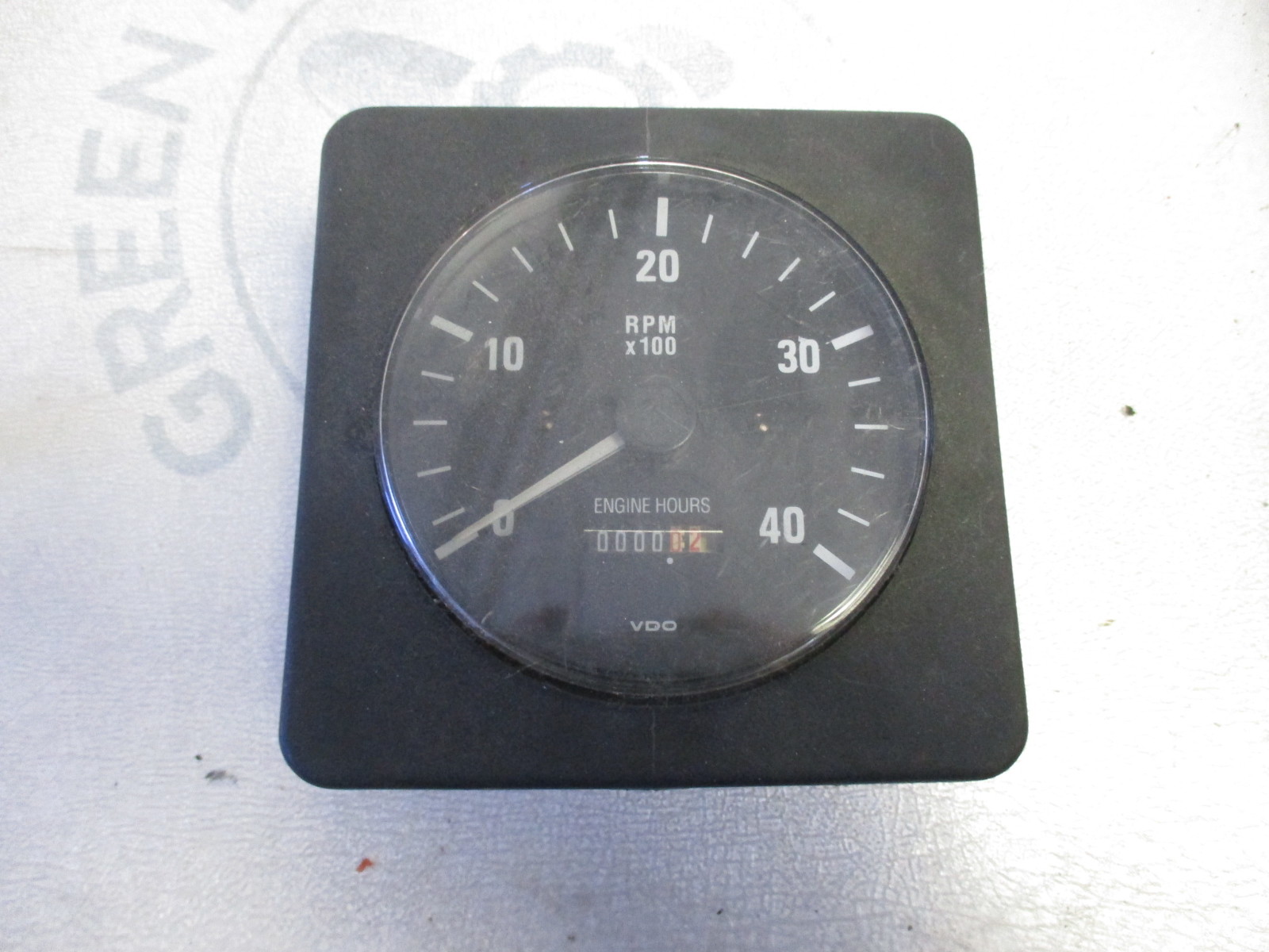1 211 800 061A VDO Yazaki Marine Boat Tach Tachometer 4k with Engine