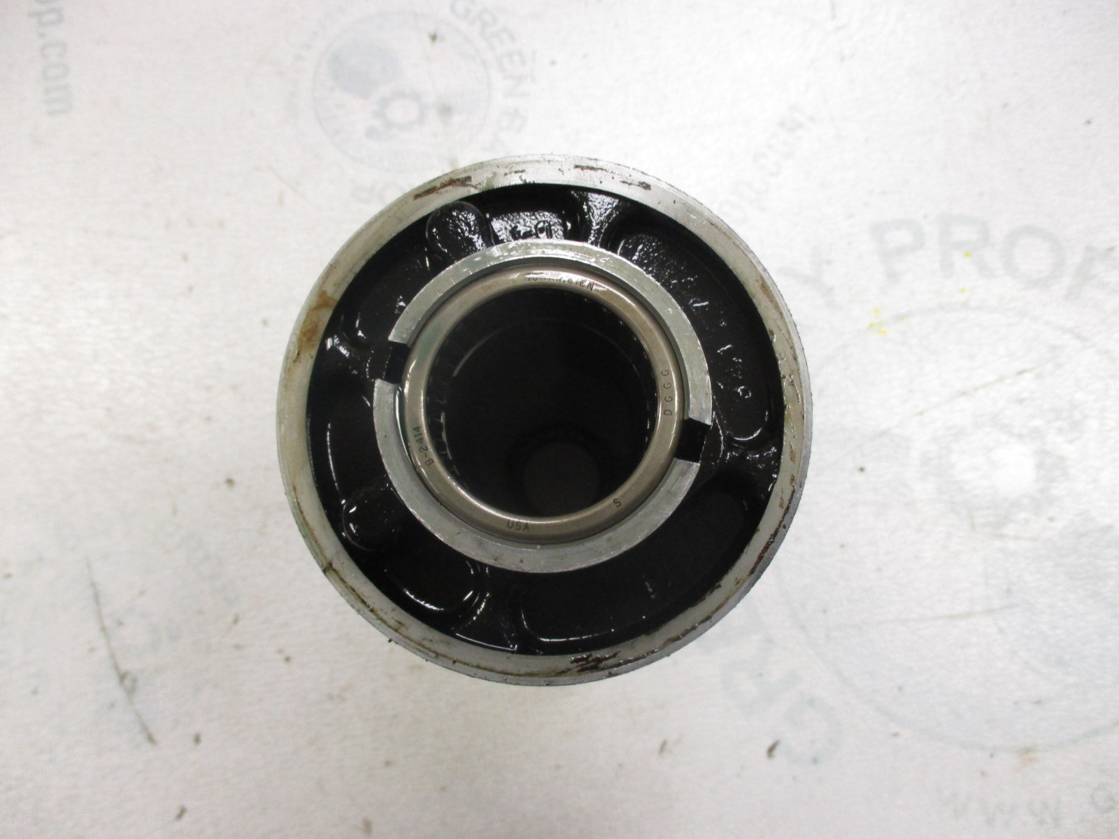 5000440 Johnson Evinrude Prop Shaft Bearing Housing Carrier Assembly 19992006 Green Bay