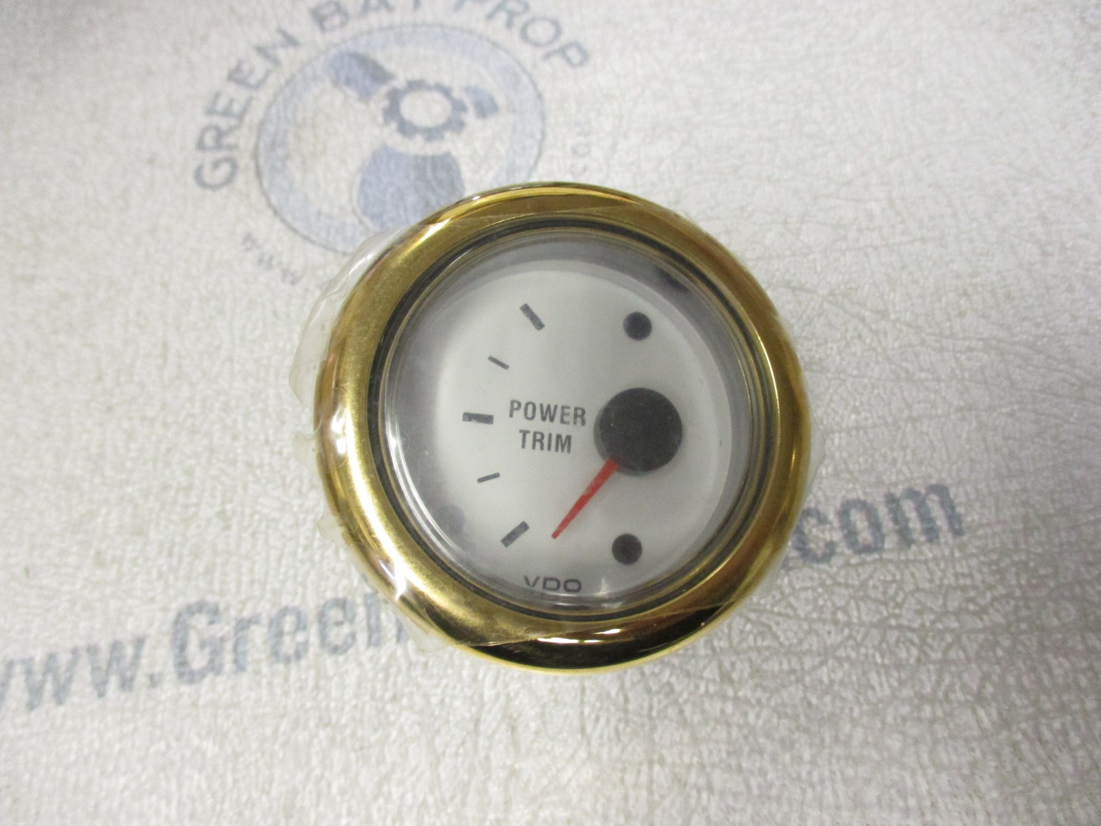 V3825151 New VDO Trim Gauge Evinrude/Johnson OB White/Gold 2" Green