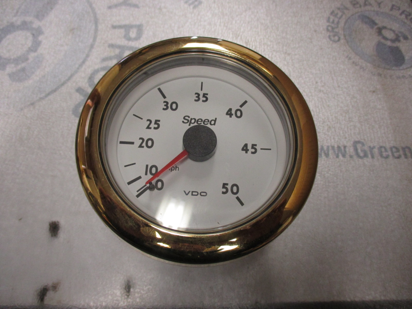 V3315151 VDO Marine Boat Speedometer Speedo 50 MPH White/Gold Green