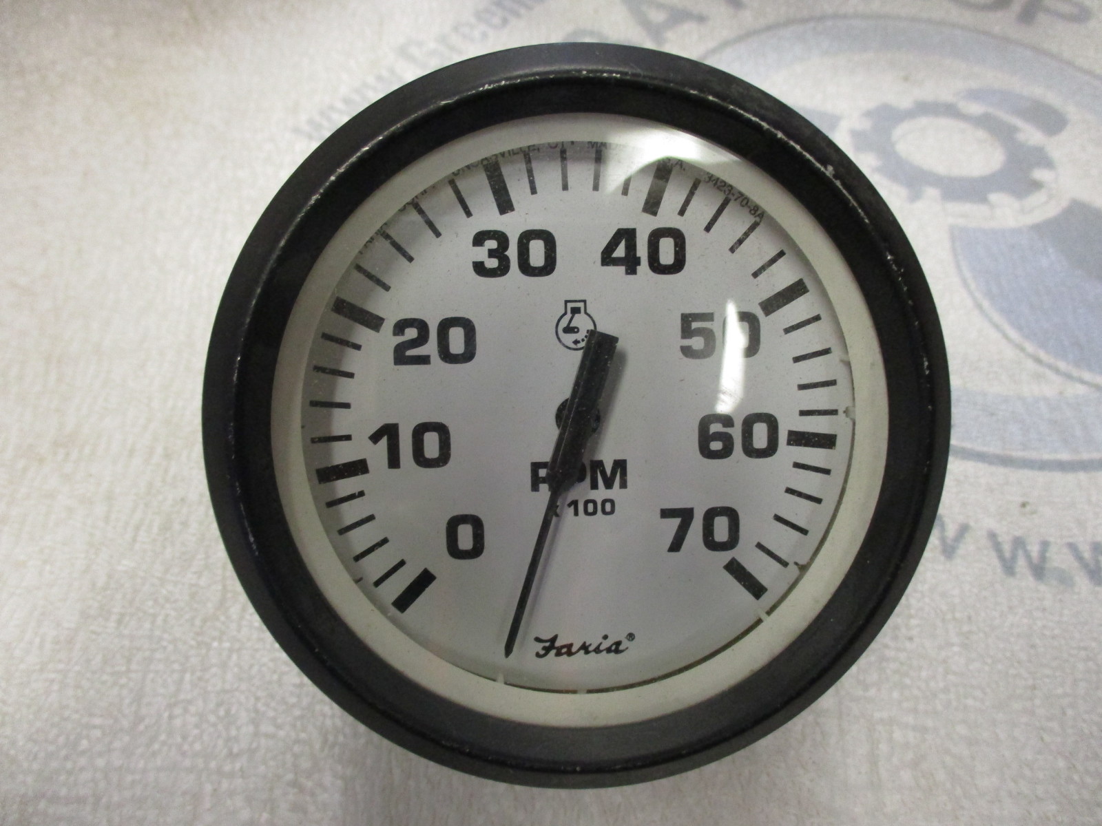 TC9003A Faria Marine Boat Tach Tachometer 7K 7000 RPM 3 1/4" White