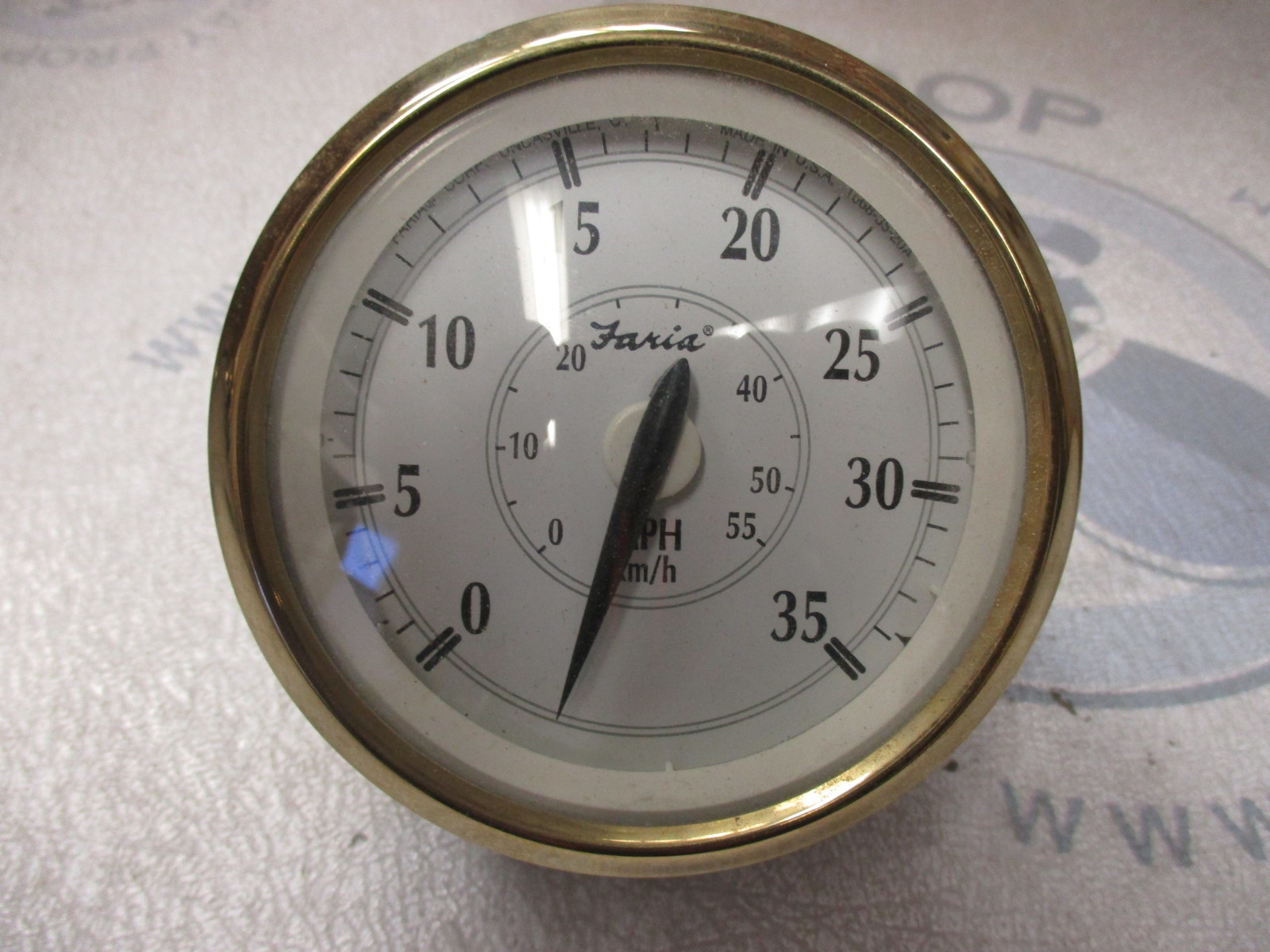 SE0566A Faria Marine Boat Dash Speedo Speedometer 35 MPH White/Gold