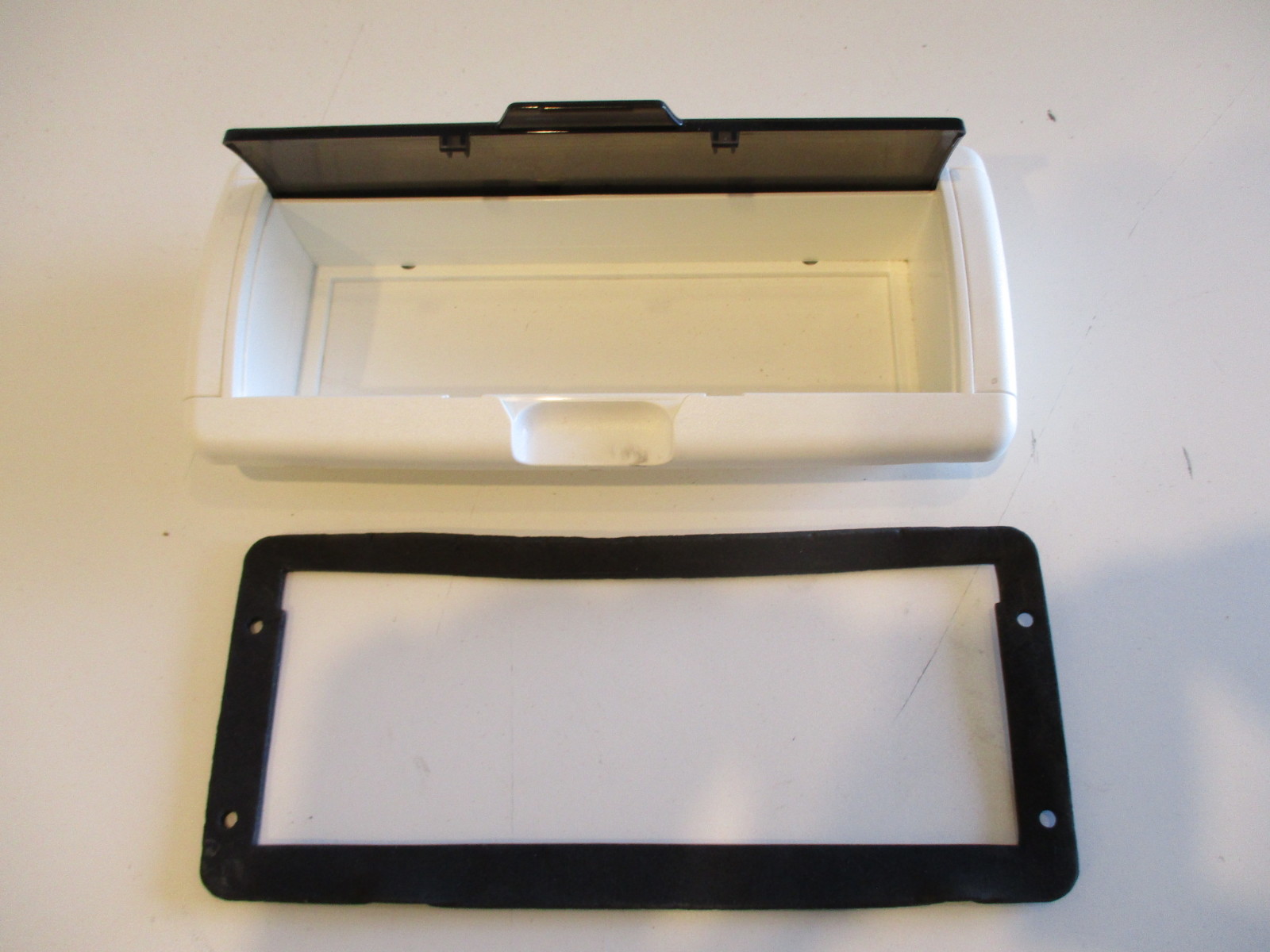 Marine Boat Waterproof Radio Stereo Cover Splash Guard Universal White