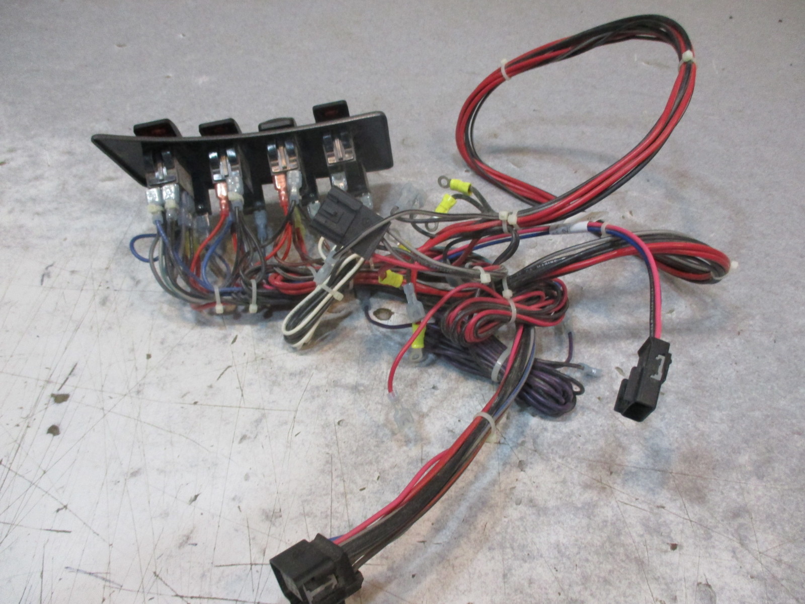 Voyager Pontoon Marine Boat Dash Switch Panel Green Bay Propeller