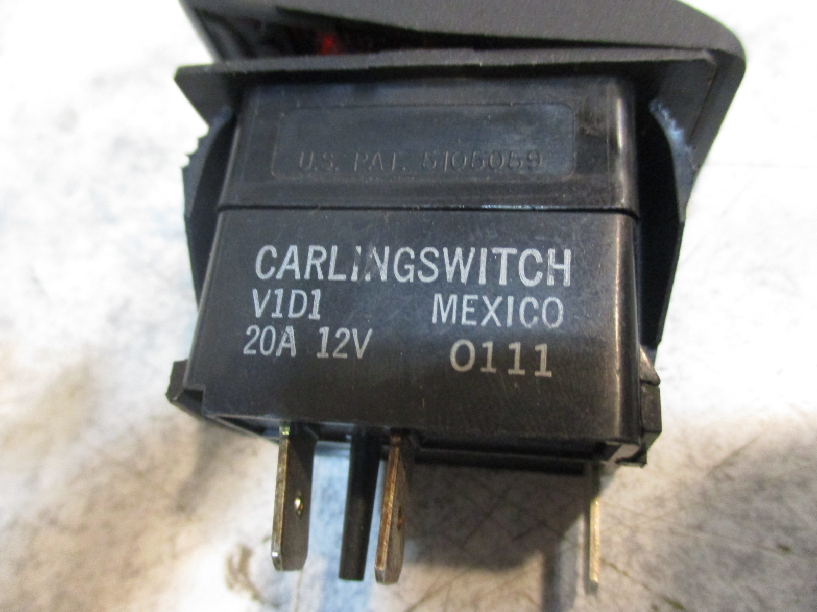 Carling Switch V1D1 On/Off Rocker Switch Boat RV 20A 12V Green Bay